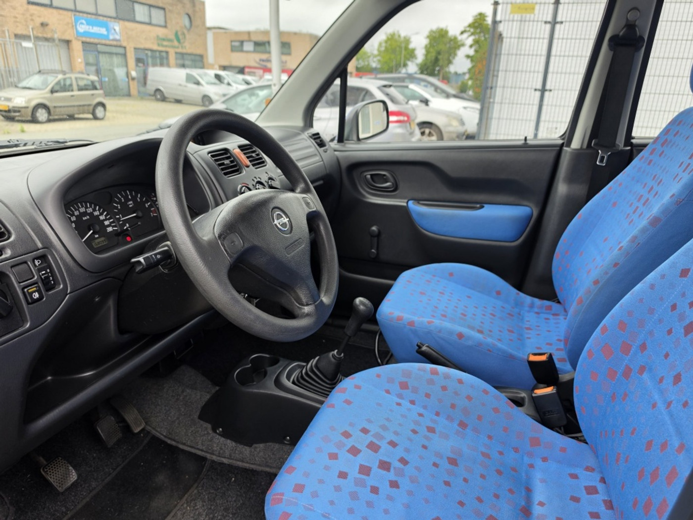 Foto van Opel Agila