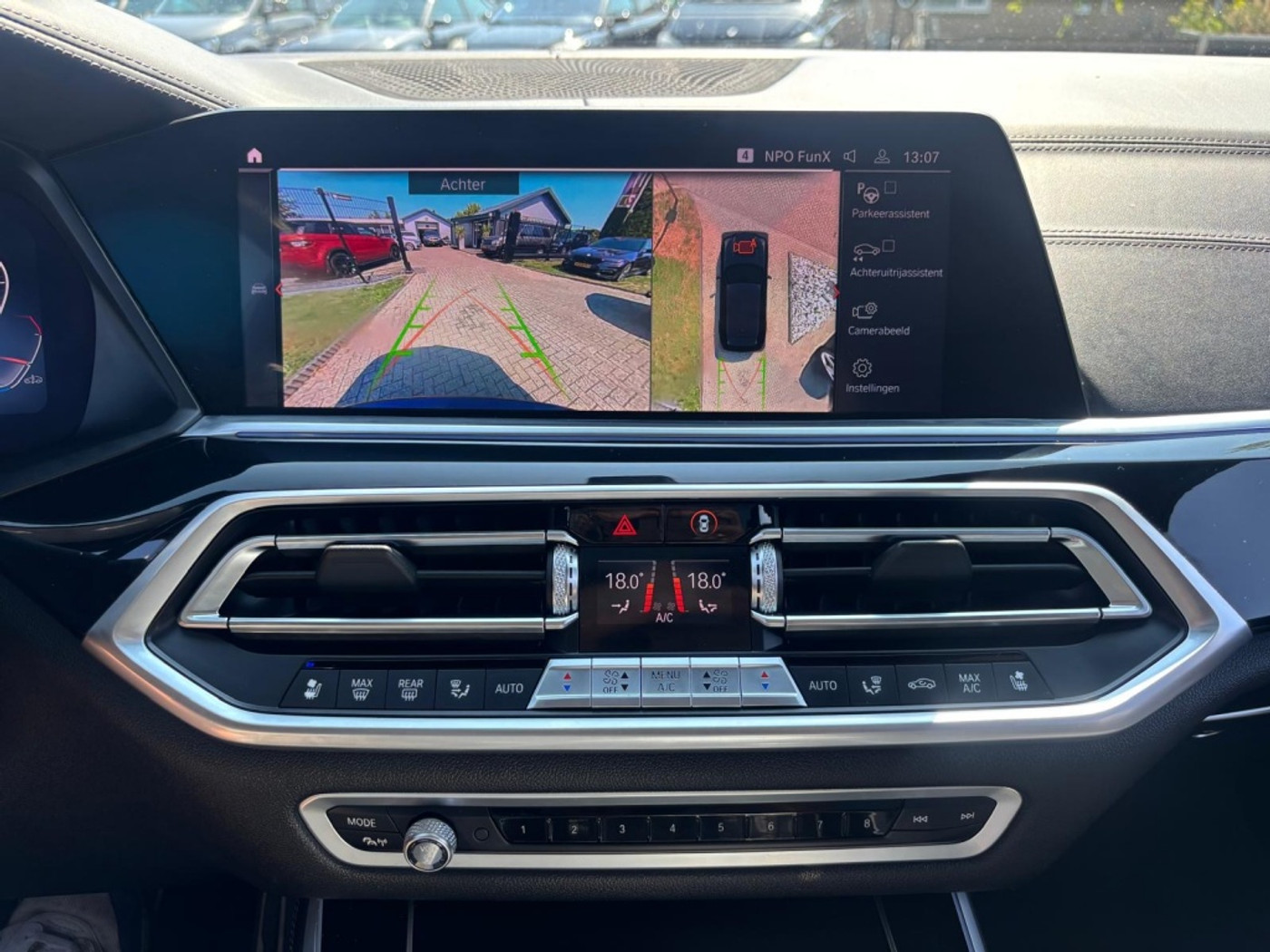 Foto van BMW X5 Xdrive30d