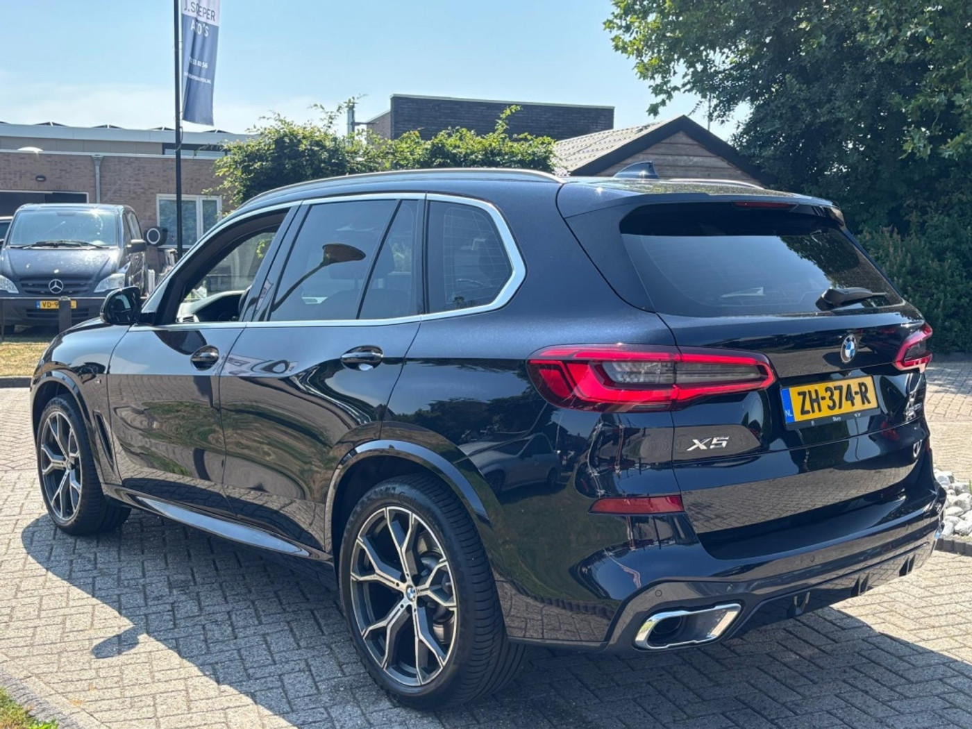 Foto van BMW X5 Xdrive30d