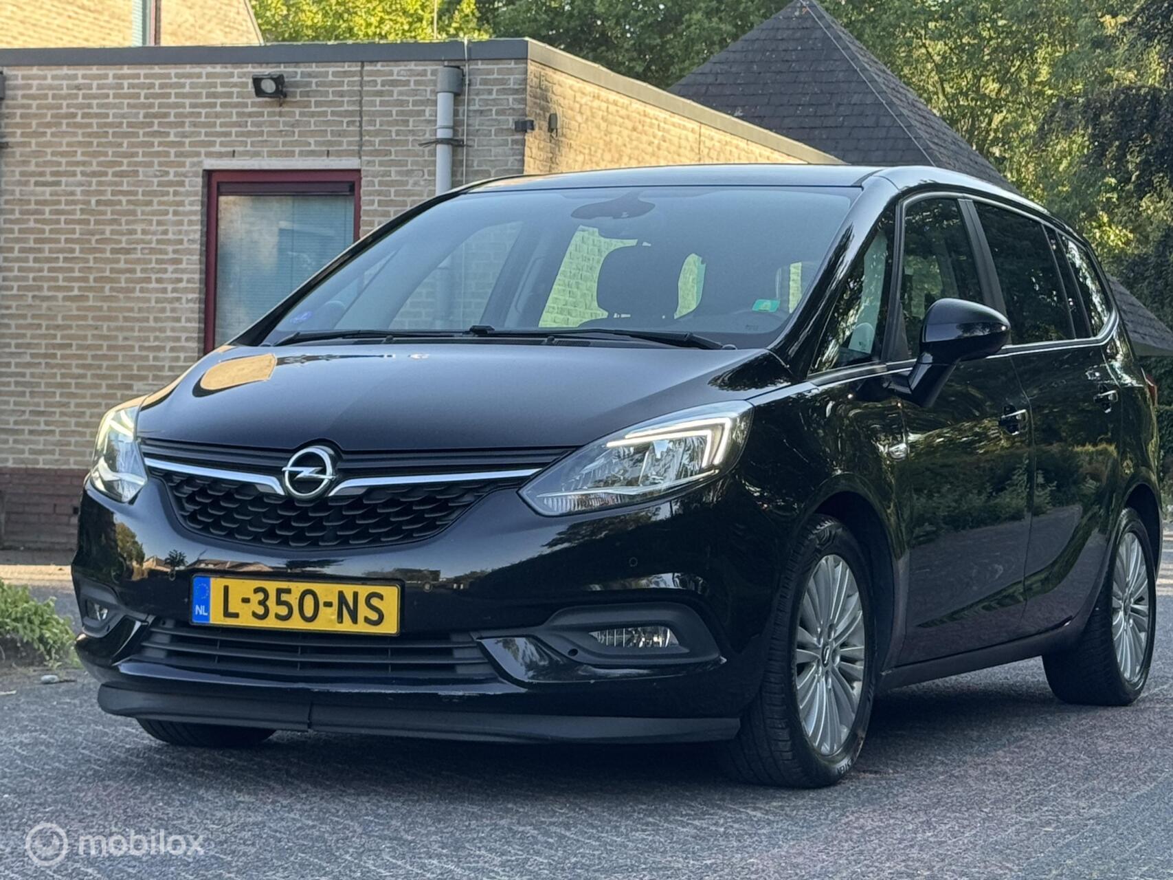 Foto van Opel Zafira Tourer