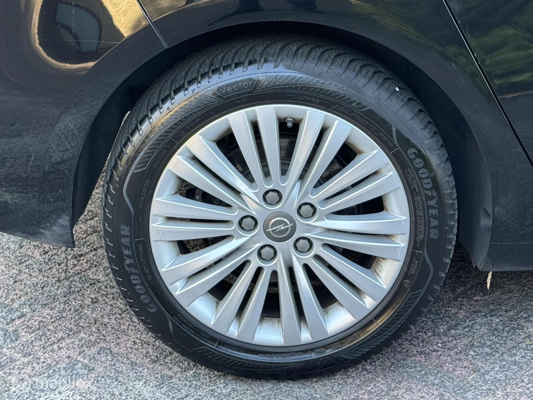 Foto van Opel Zafira Tourer