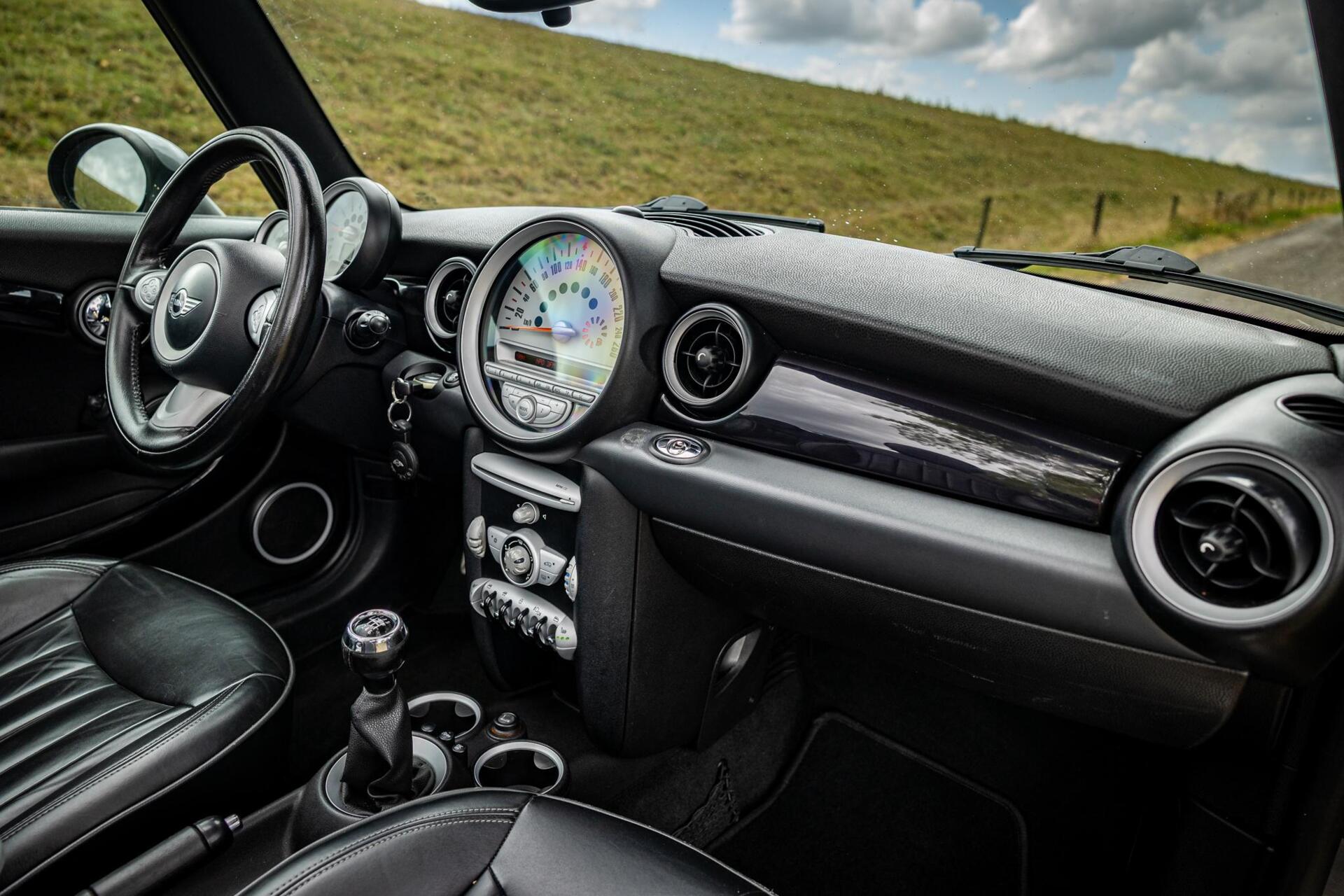 Foto van Mini Cooper S Cabrio
