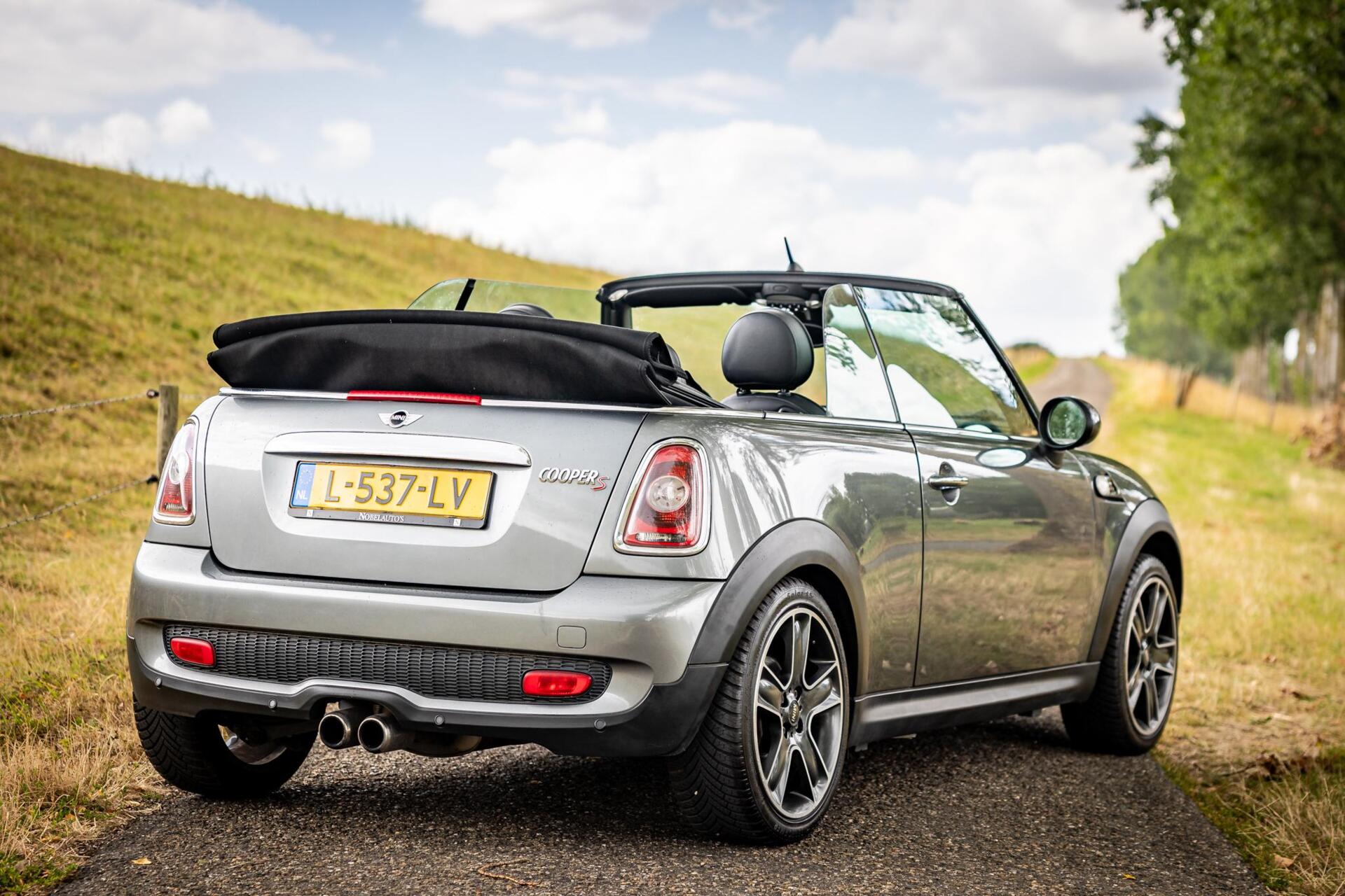 Foto van Mini Cooper S Cabrio