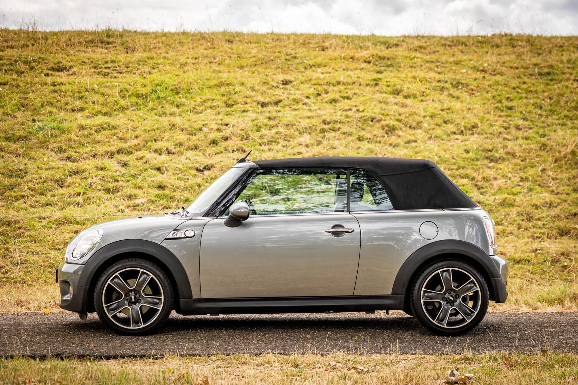 Foto van Mini Cooper S Cabrio