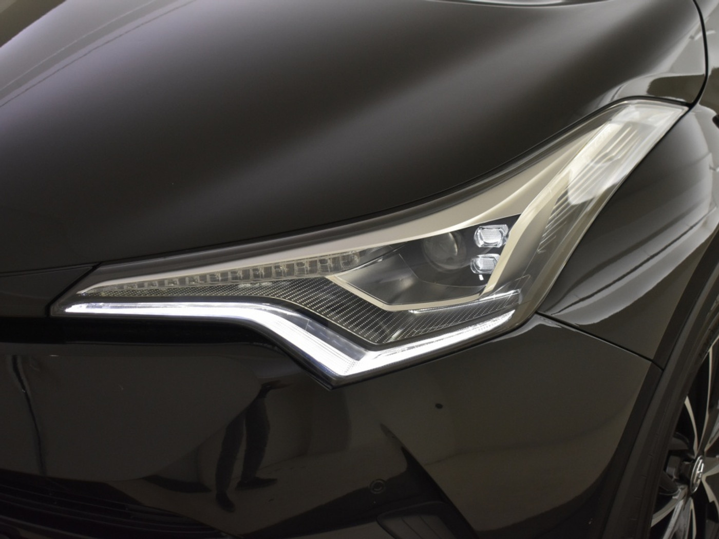 Foto van Toyota Toyota C-hr