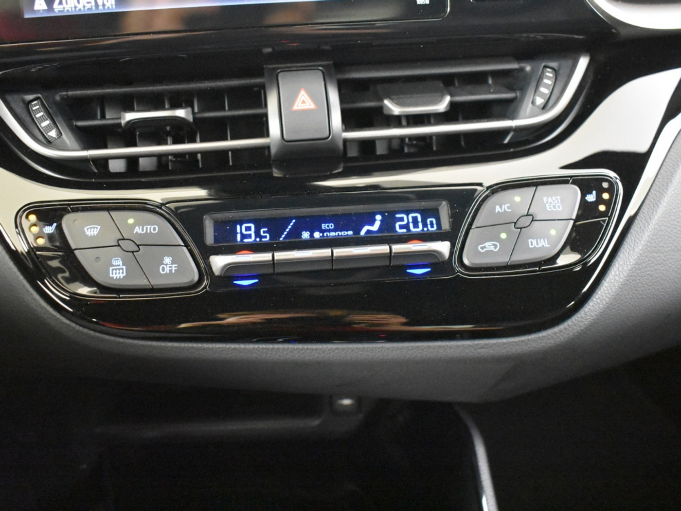 Foto van Toyota Toyota C-hr