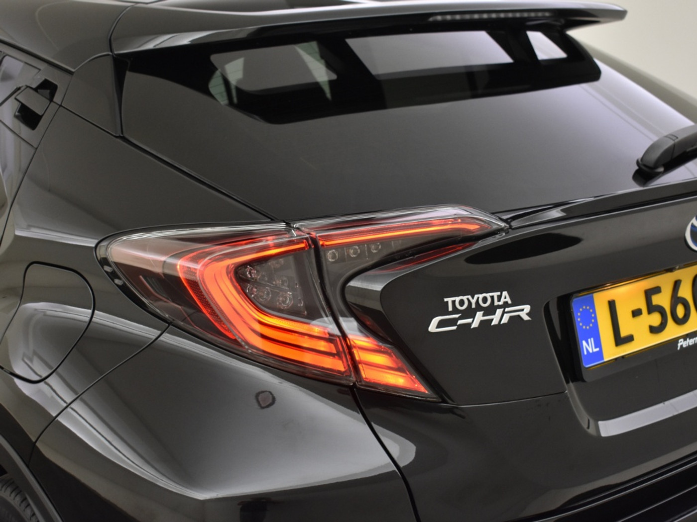 Foto van Toyota Toyota C-hr