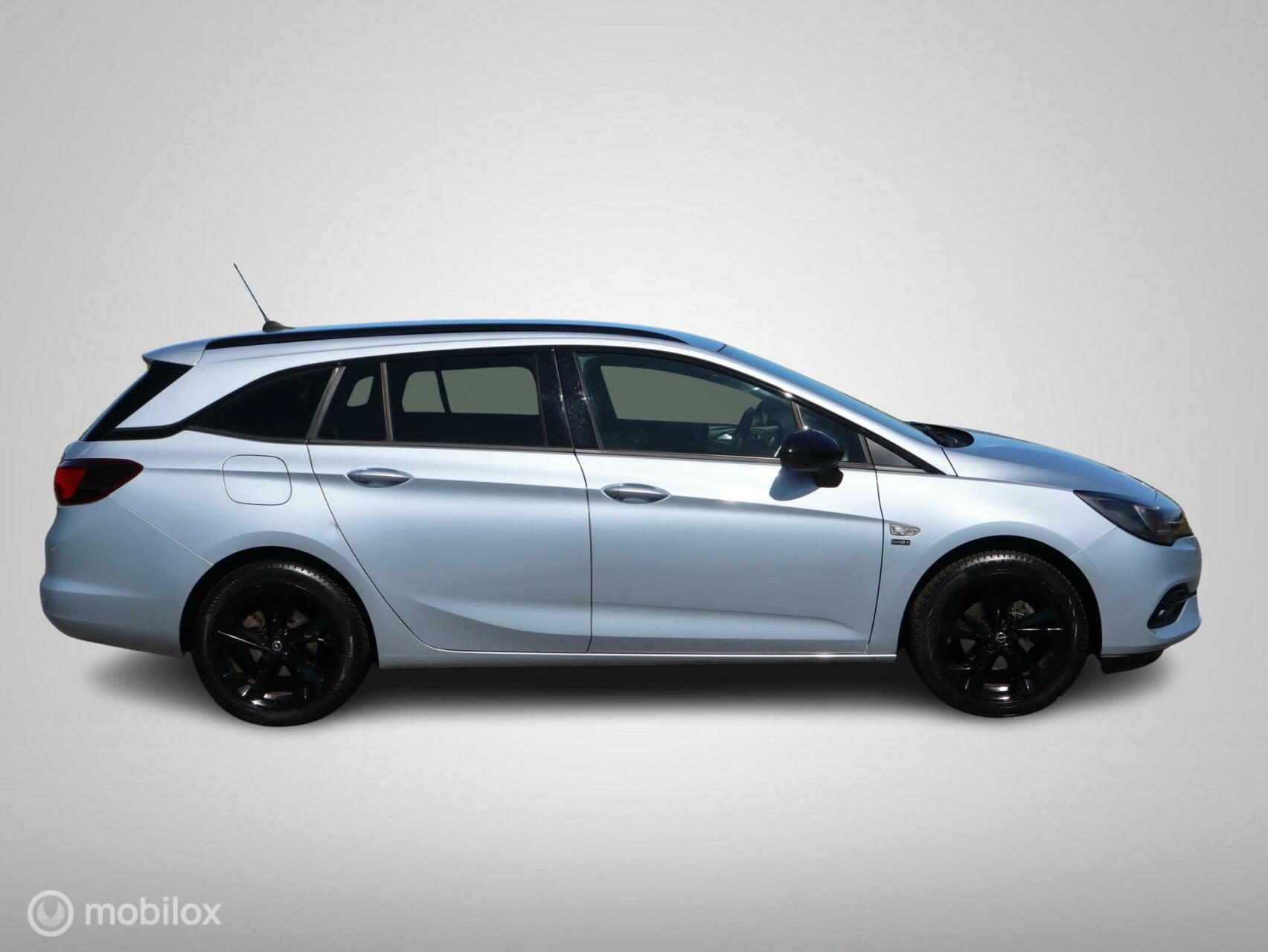 Foto van Opel Astra Sports Tourer