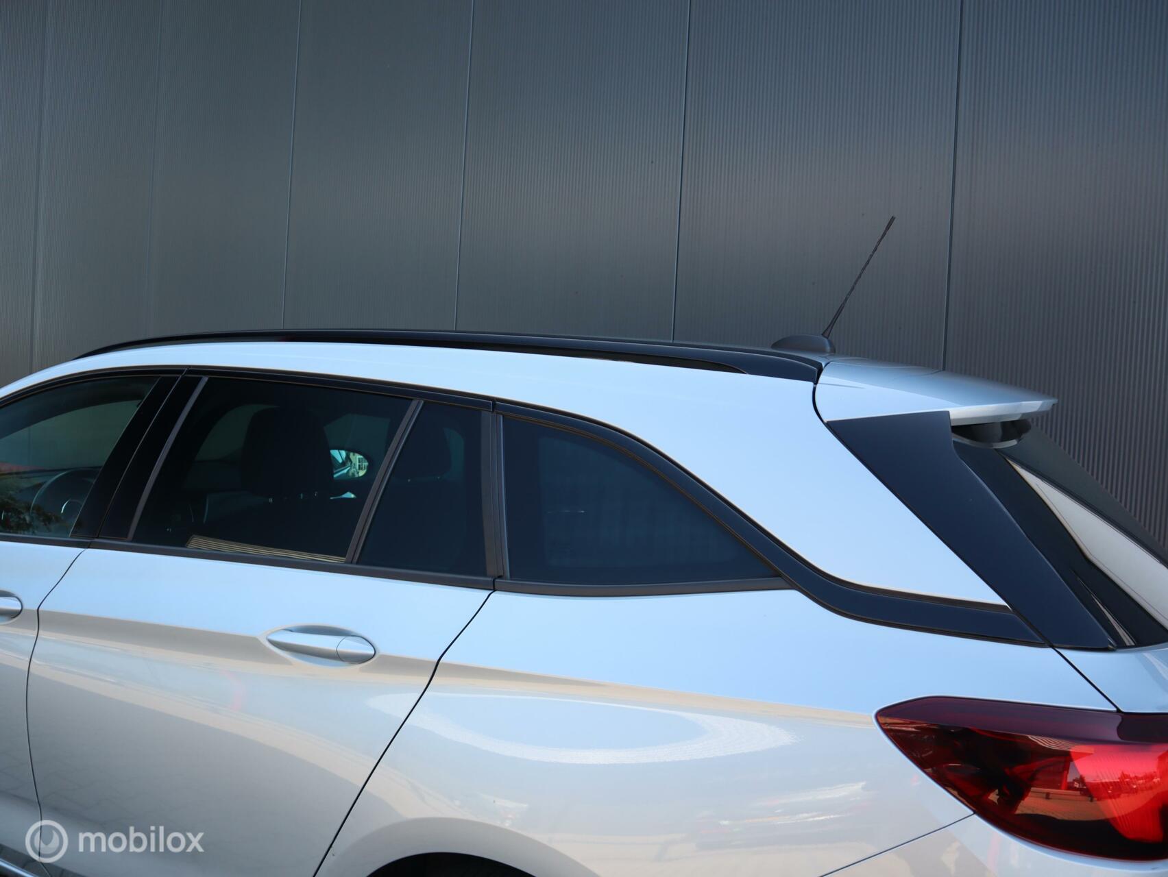 Foto van Opel Astra Sports Tourer