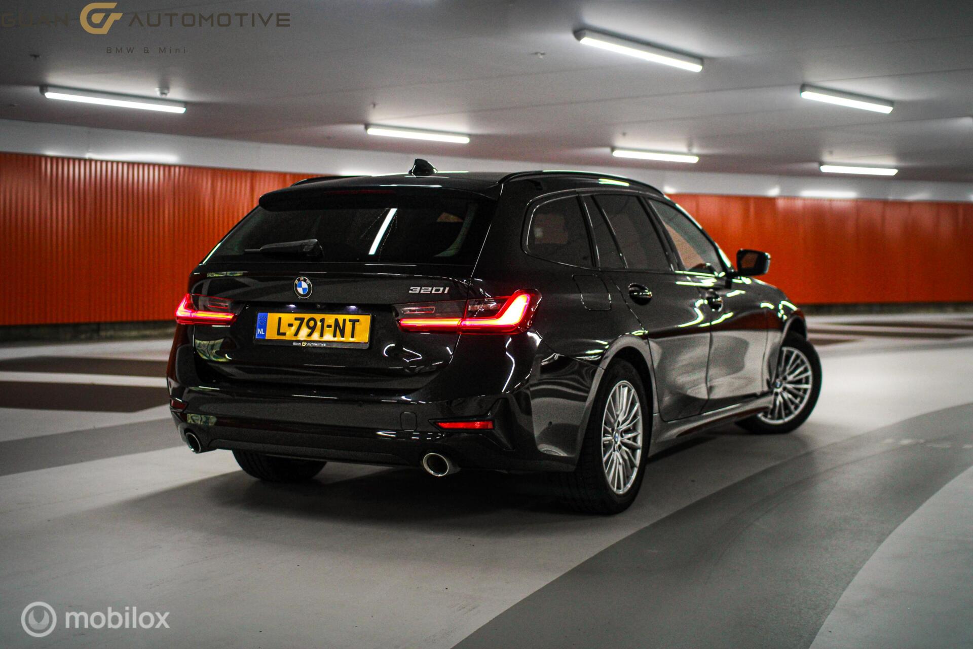 Foto van BMW 320i