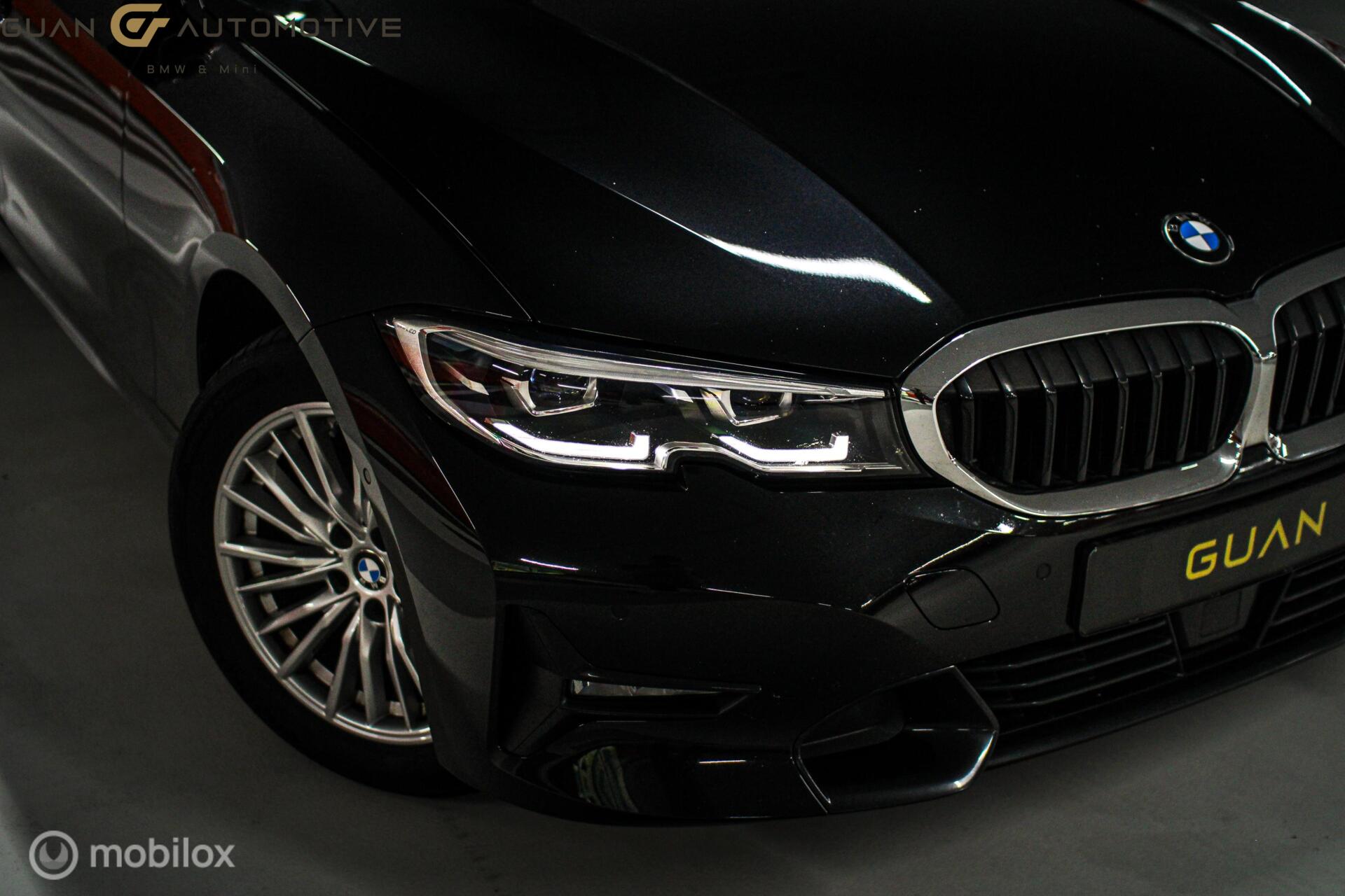 Foto van BMW 320i