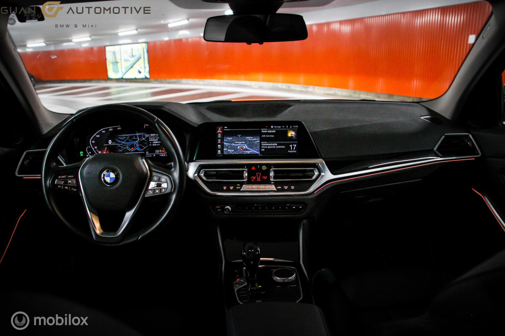 Foto van BMW 320i