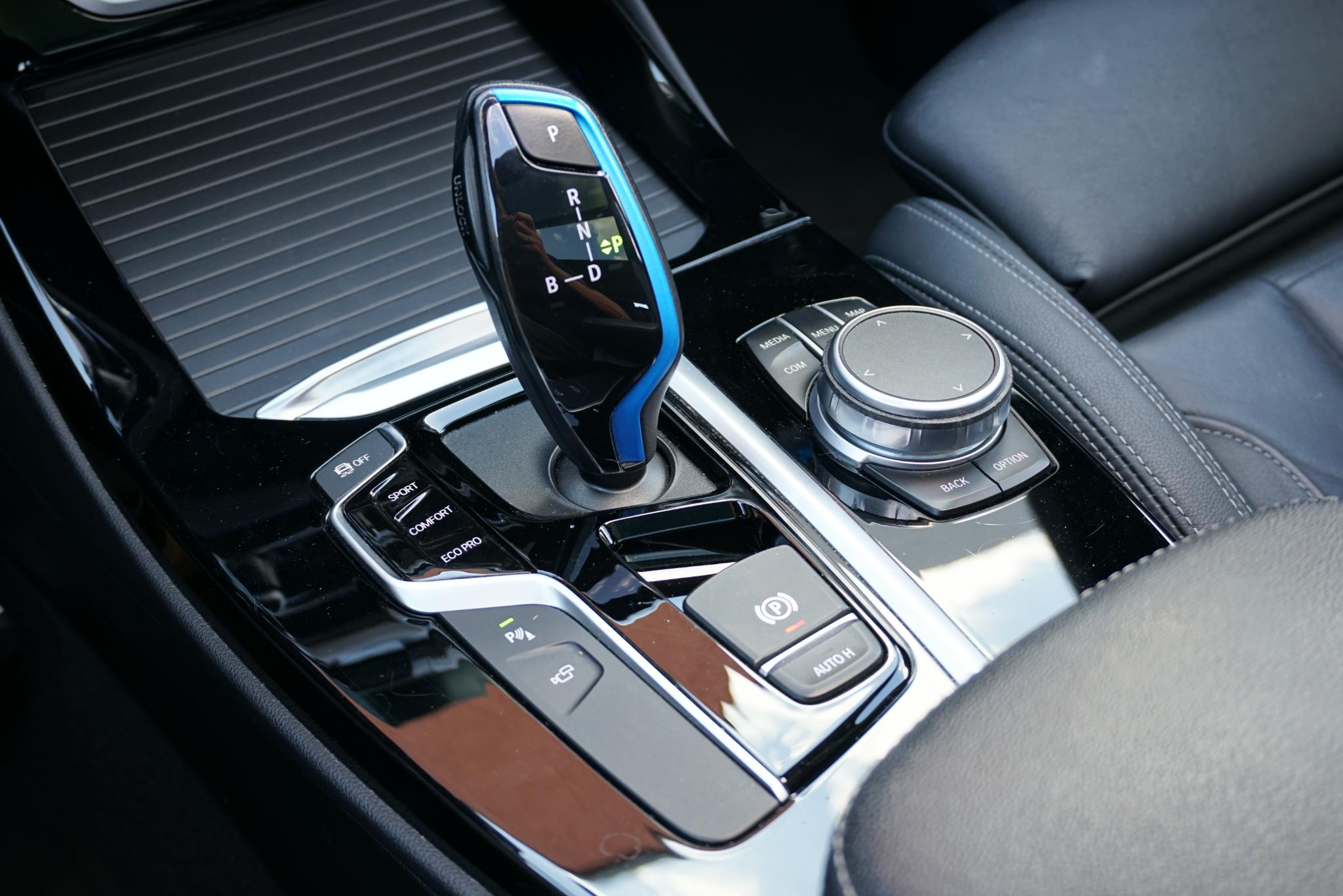 Foto van BMW Ix3