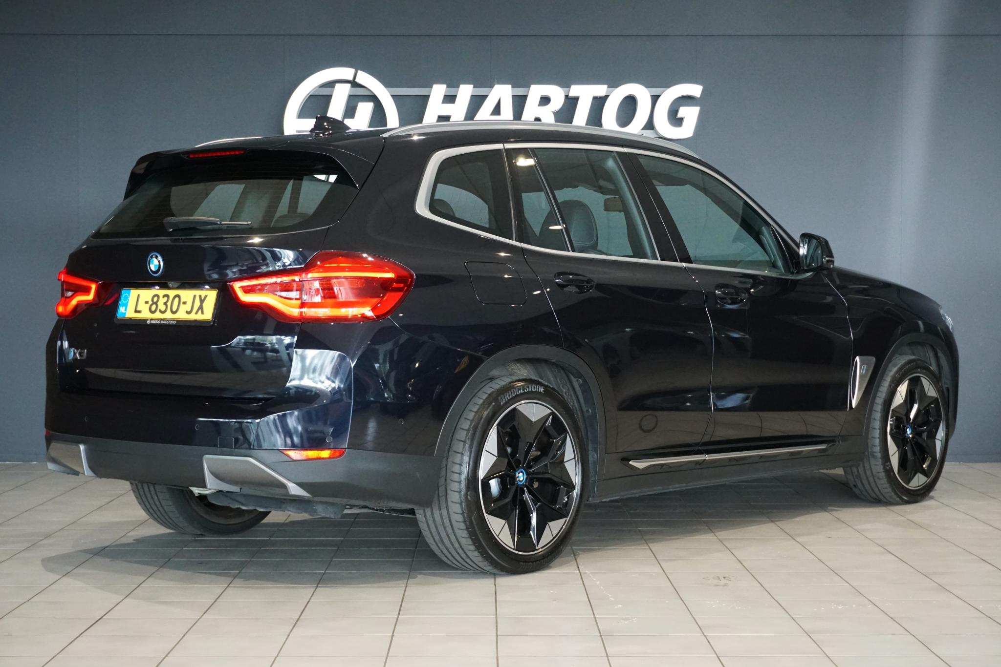 Foto van BMW Ix3