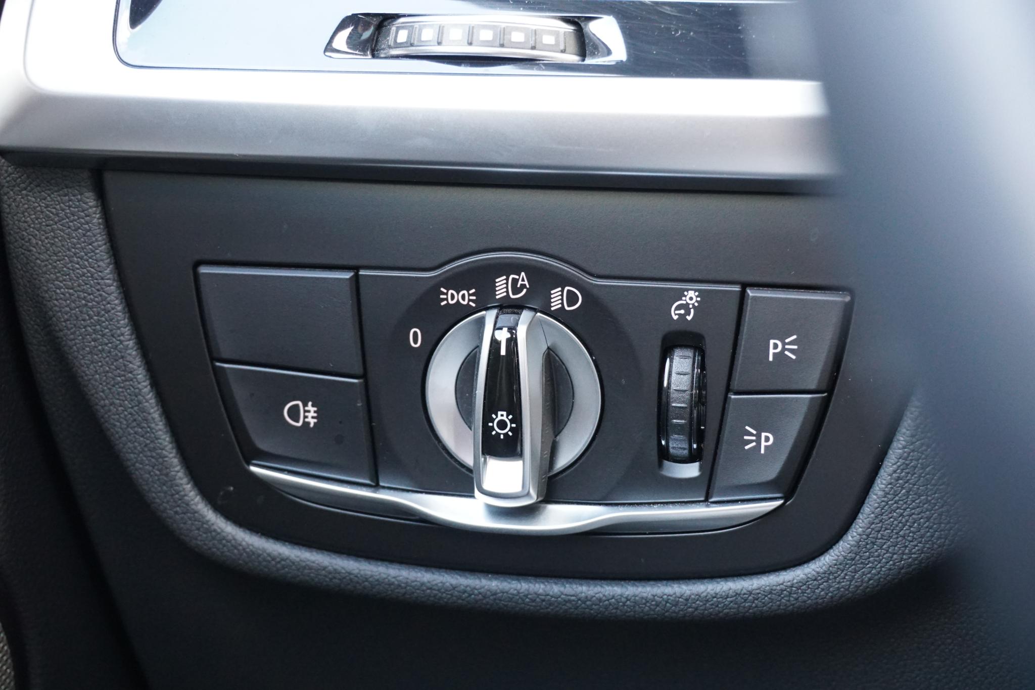 Foto van BMW Ix3