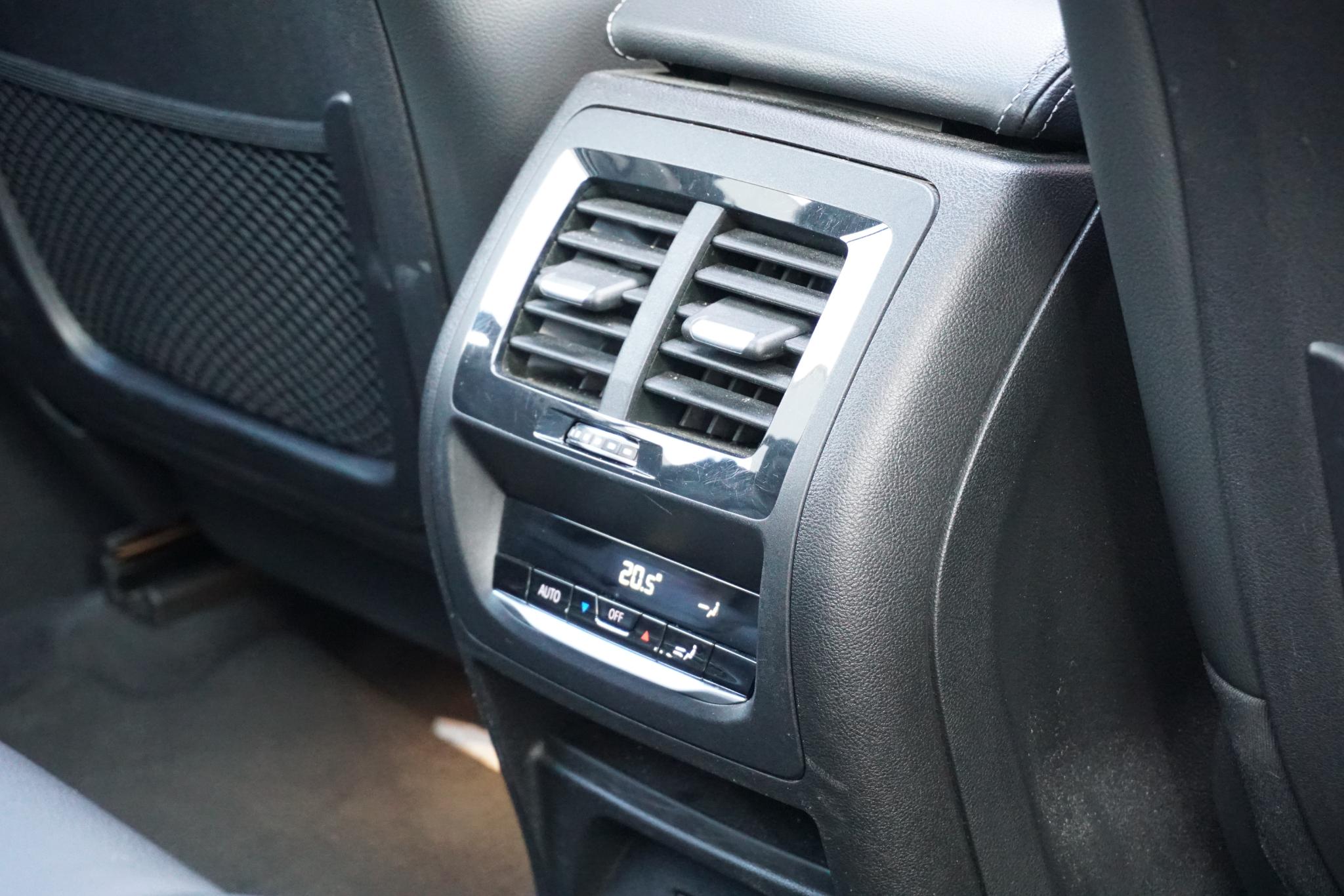 Foto van BMW Ix3