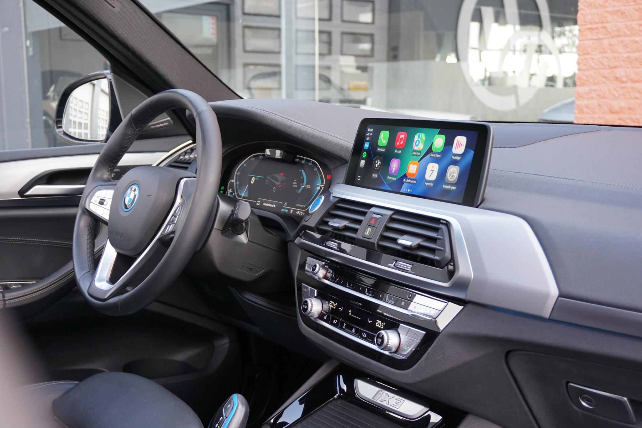 Foto van BMW Ix3