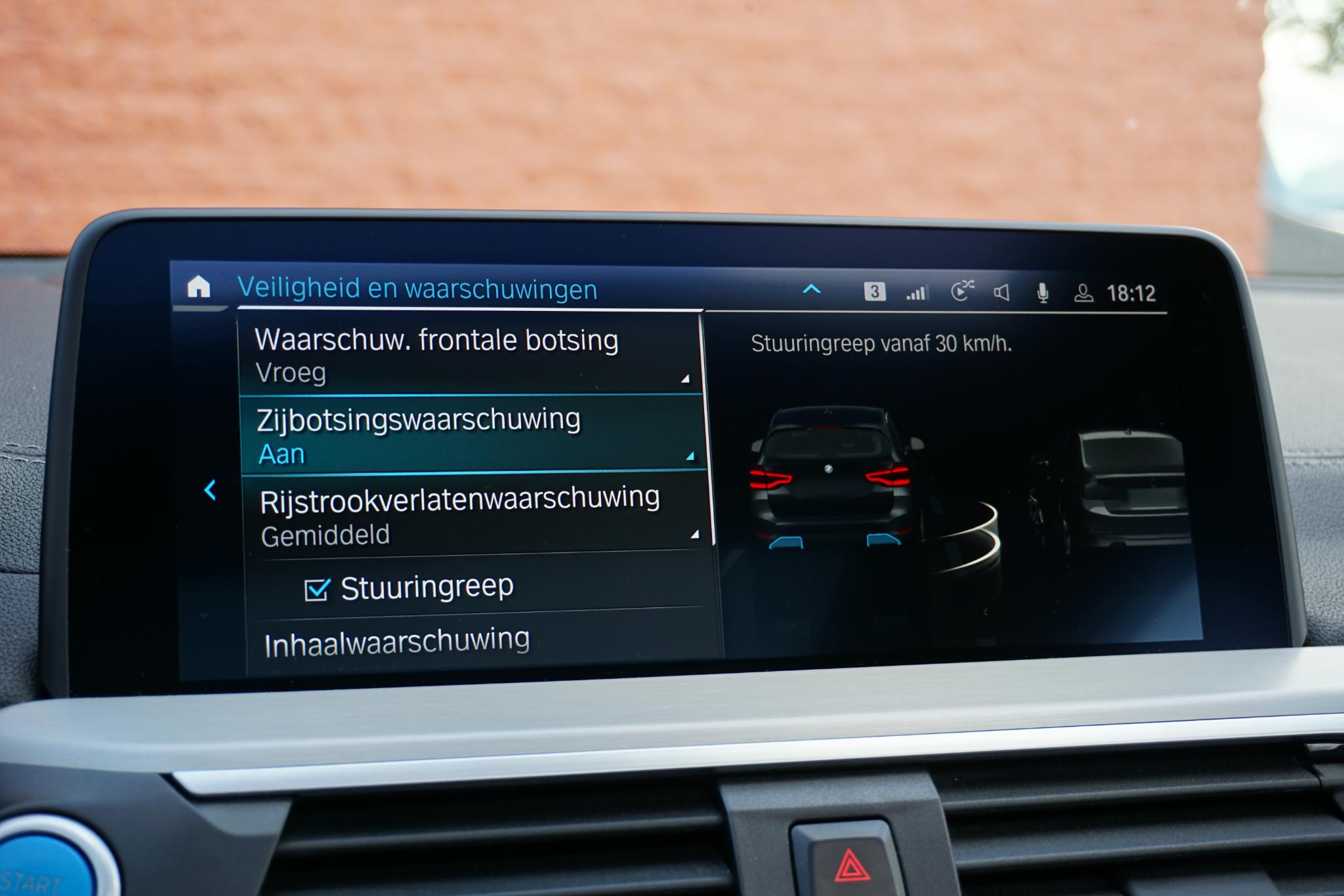 Foto van BMW Ix3