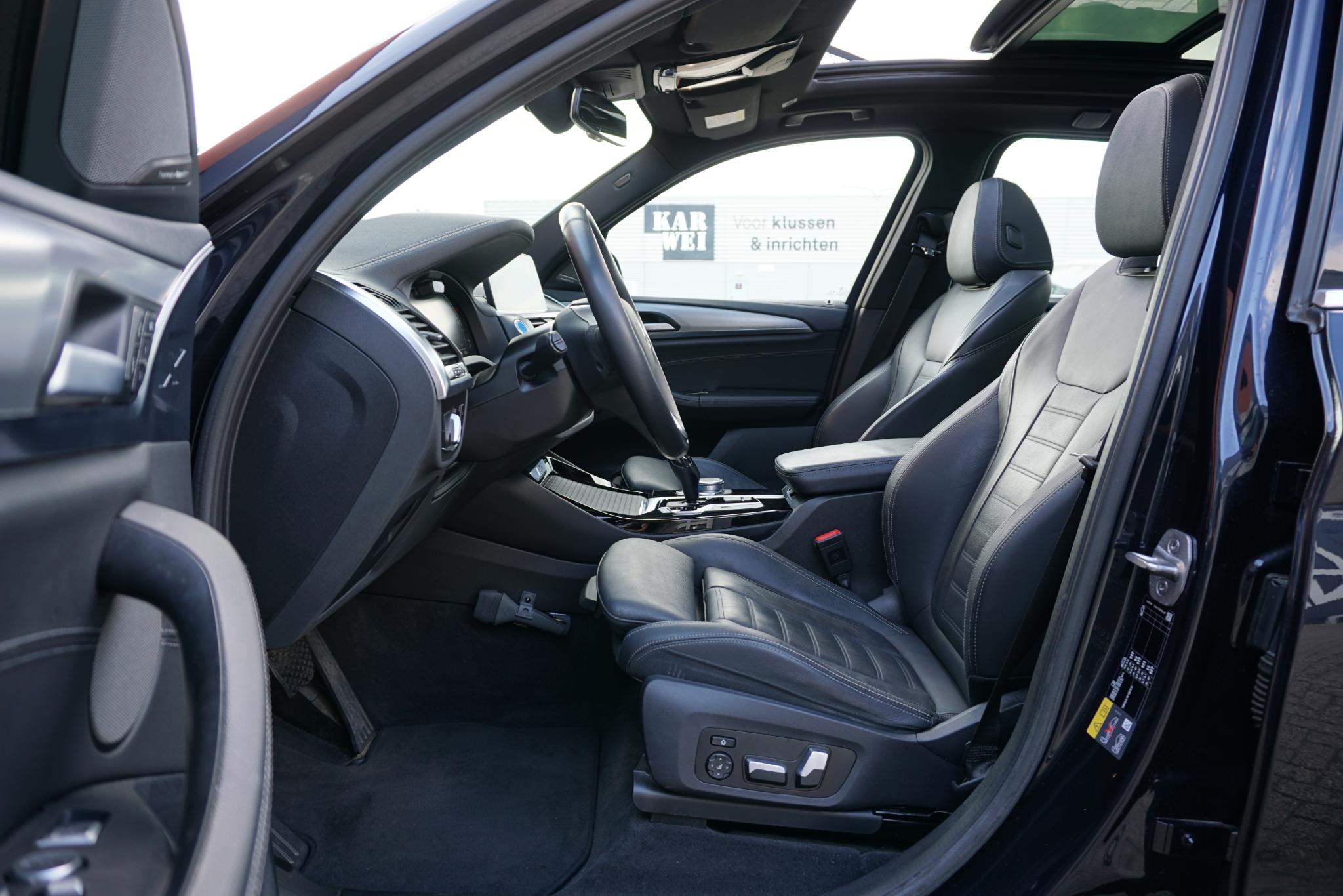 Foto van BMW Ix3
