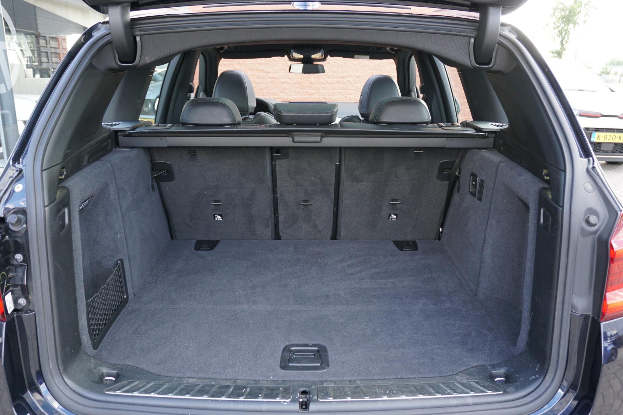 Foto van BMW Ix3