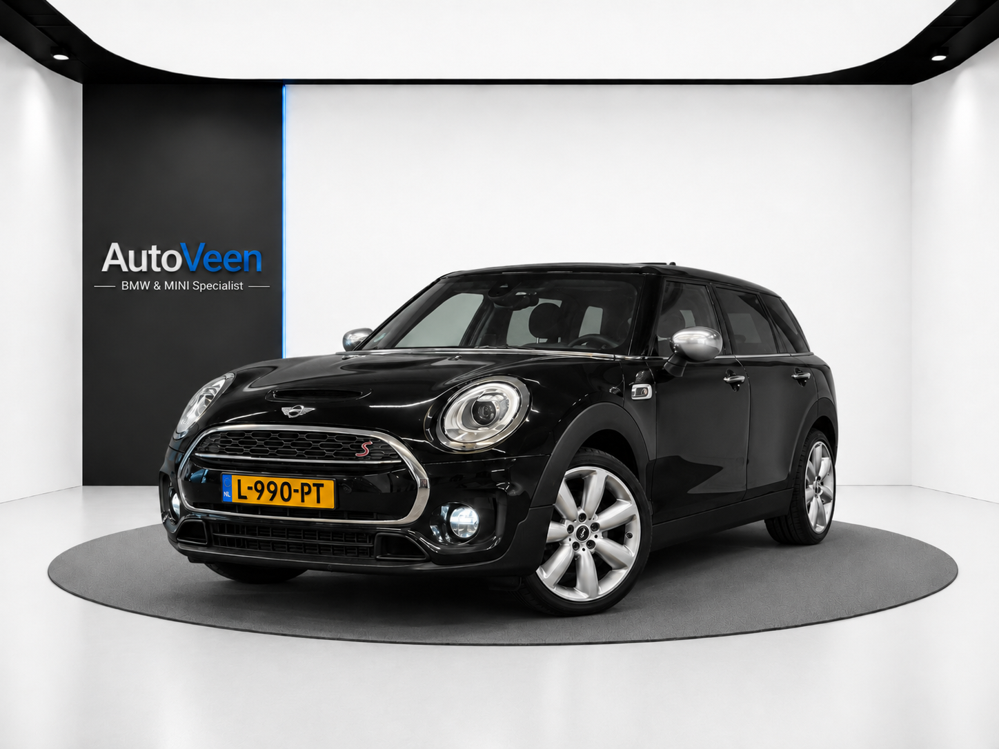 Mini Clubman Cooper S 2.0 Cooper S Pepper Serious Business (PANO, LEDER, LED, STOELVERWARMING) 2017 - voorkant