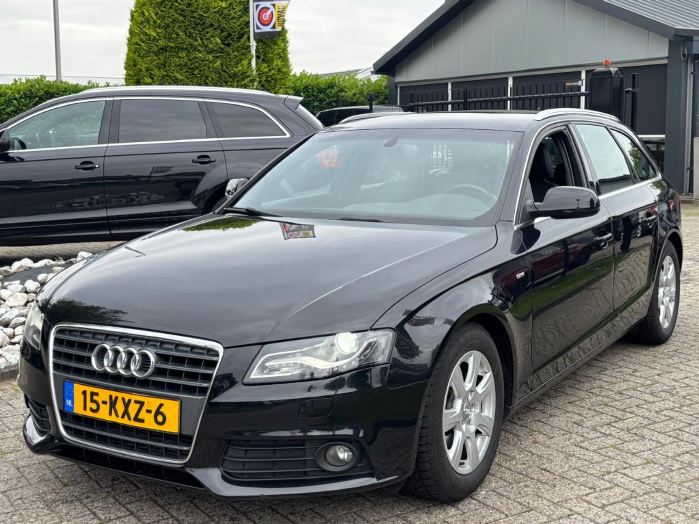 Audi Audi A4 1.8 TFSI S-Line Zwart 2010 Trekhaak 2010 - voorkant