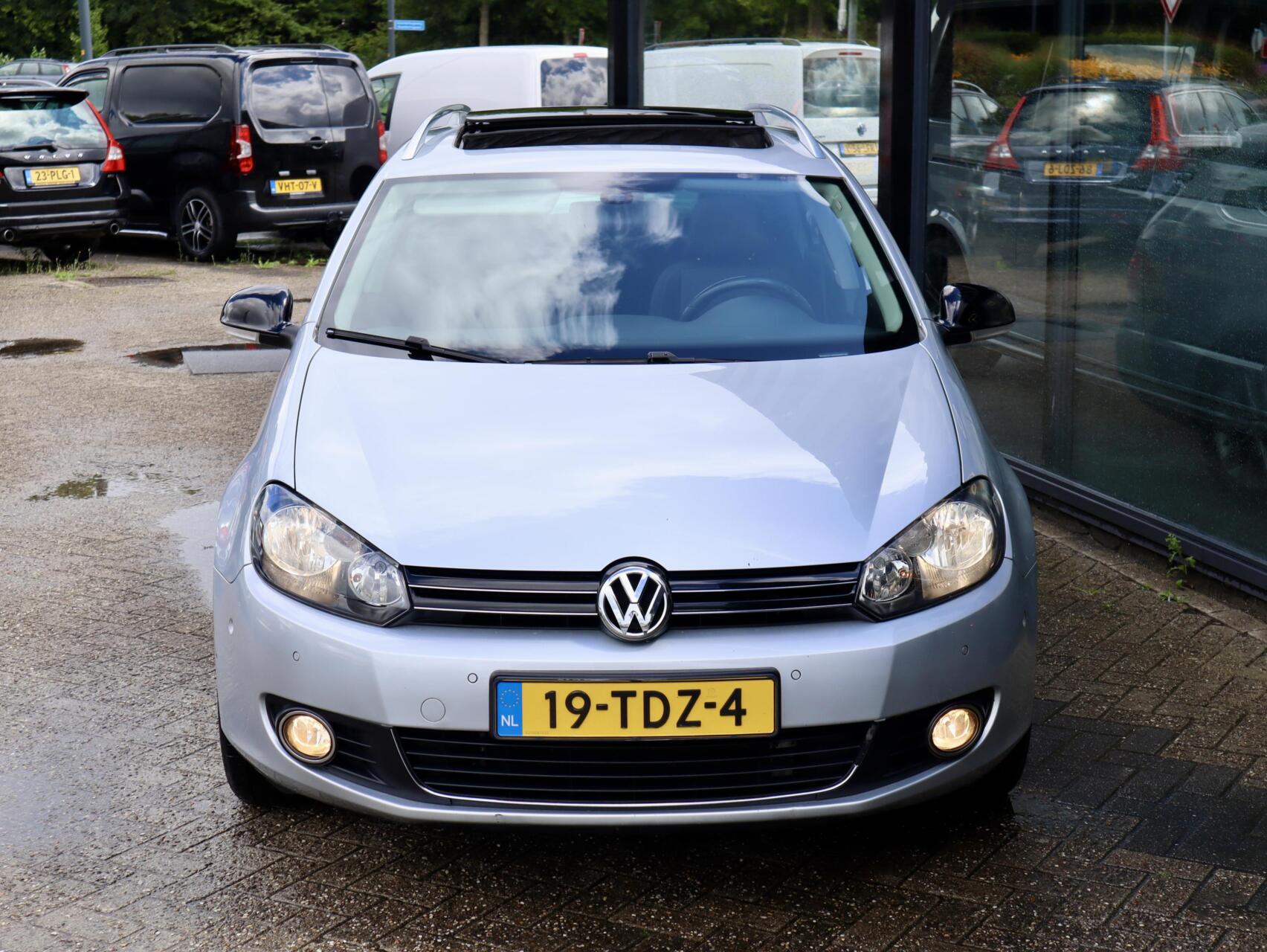 Foto van Volkswagen Golf Variant