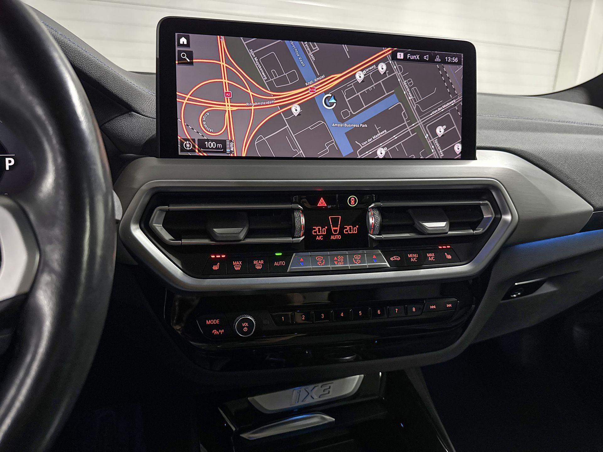 Foto van BMW Ix3