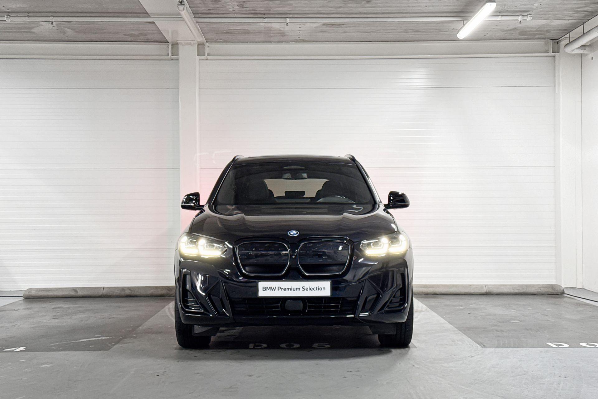 Foto van BMW Ix3