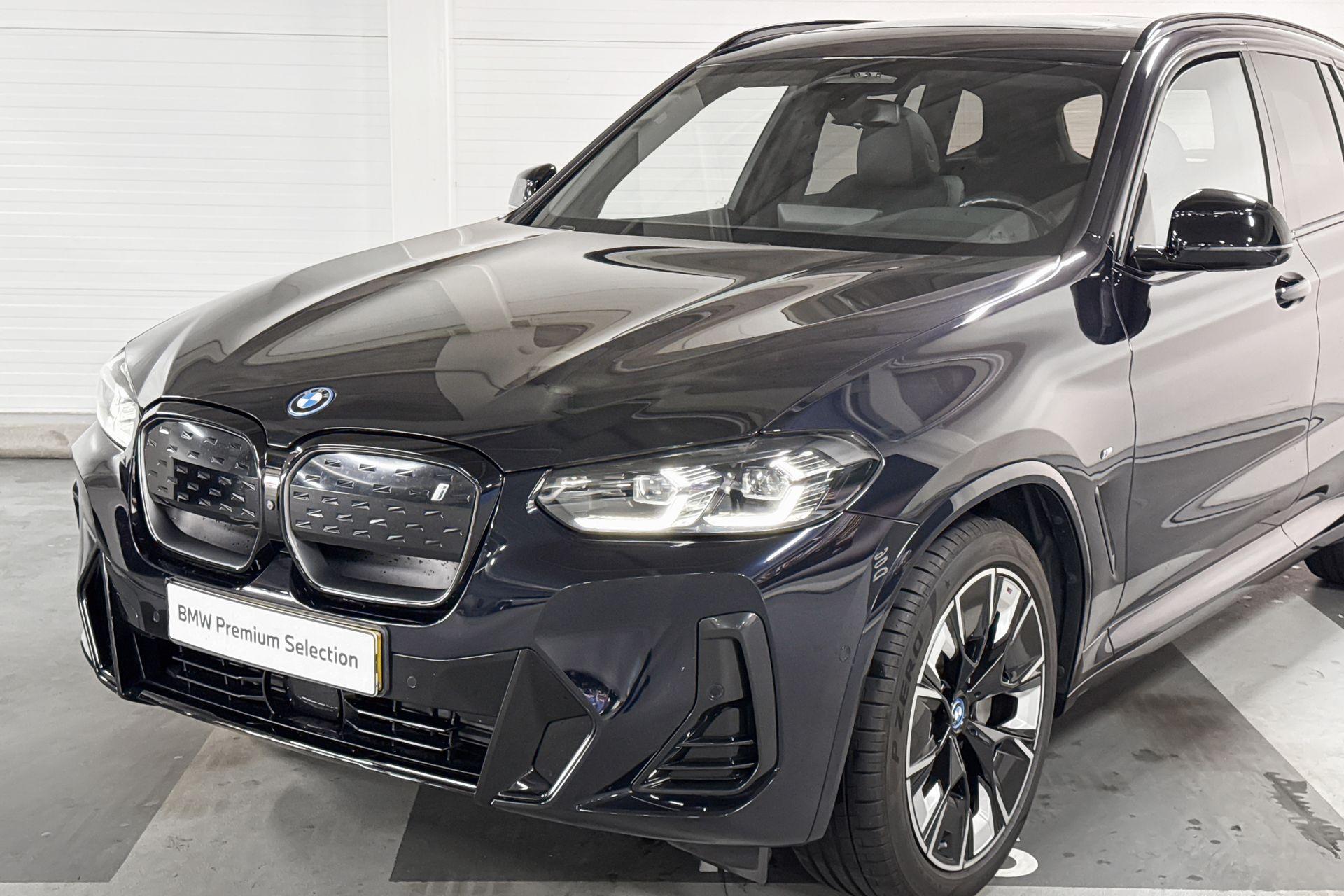 Foto van BMW Ix3