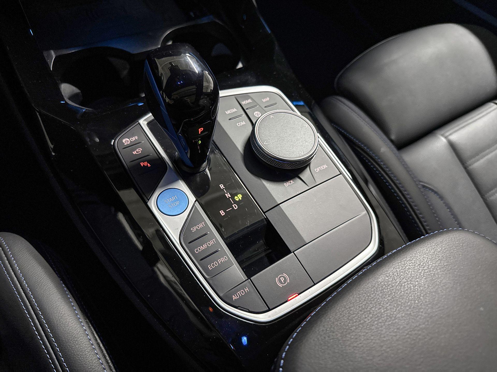 Foto van BMW Ix3