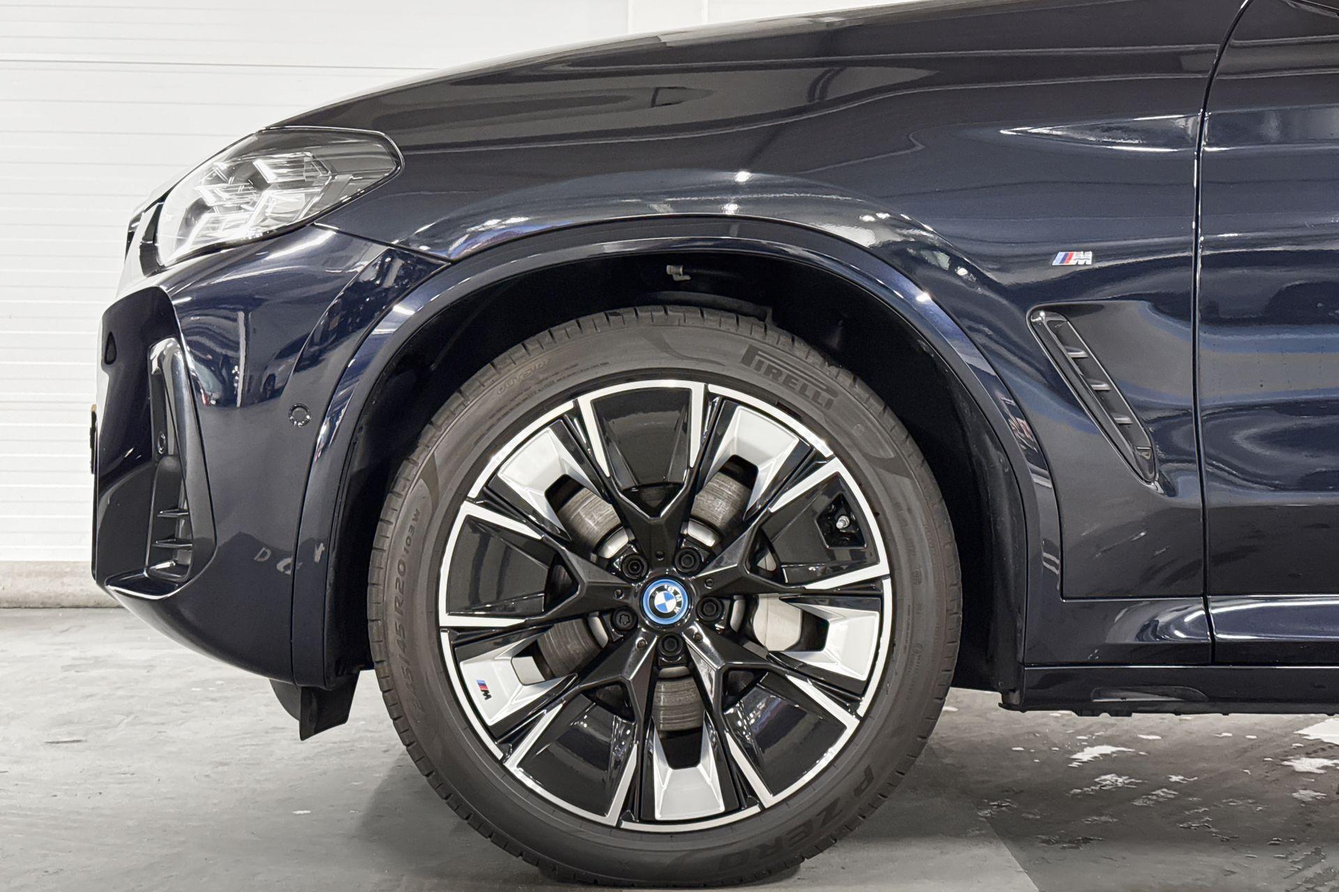 Foto van BMW Ix3