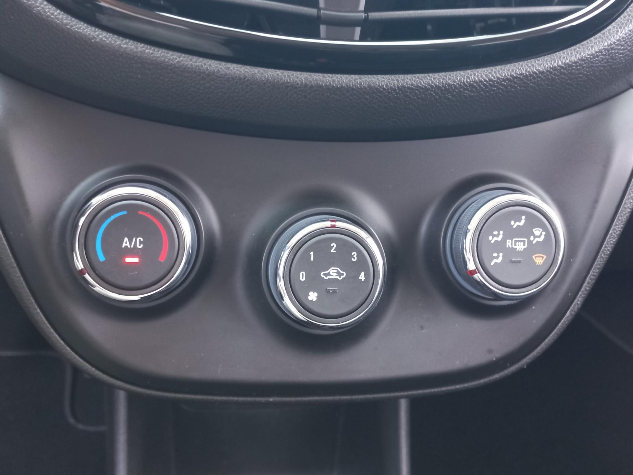 Foto van Opel Karl Rocks / Viva Rocks
