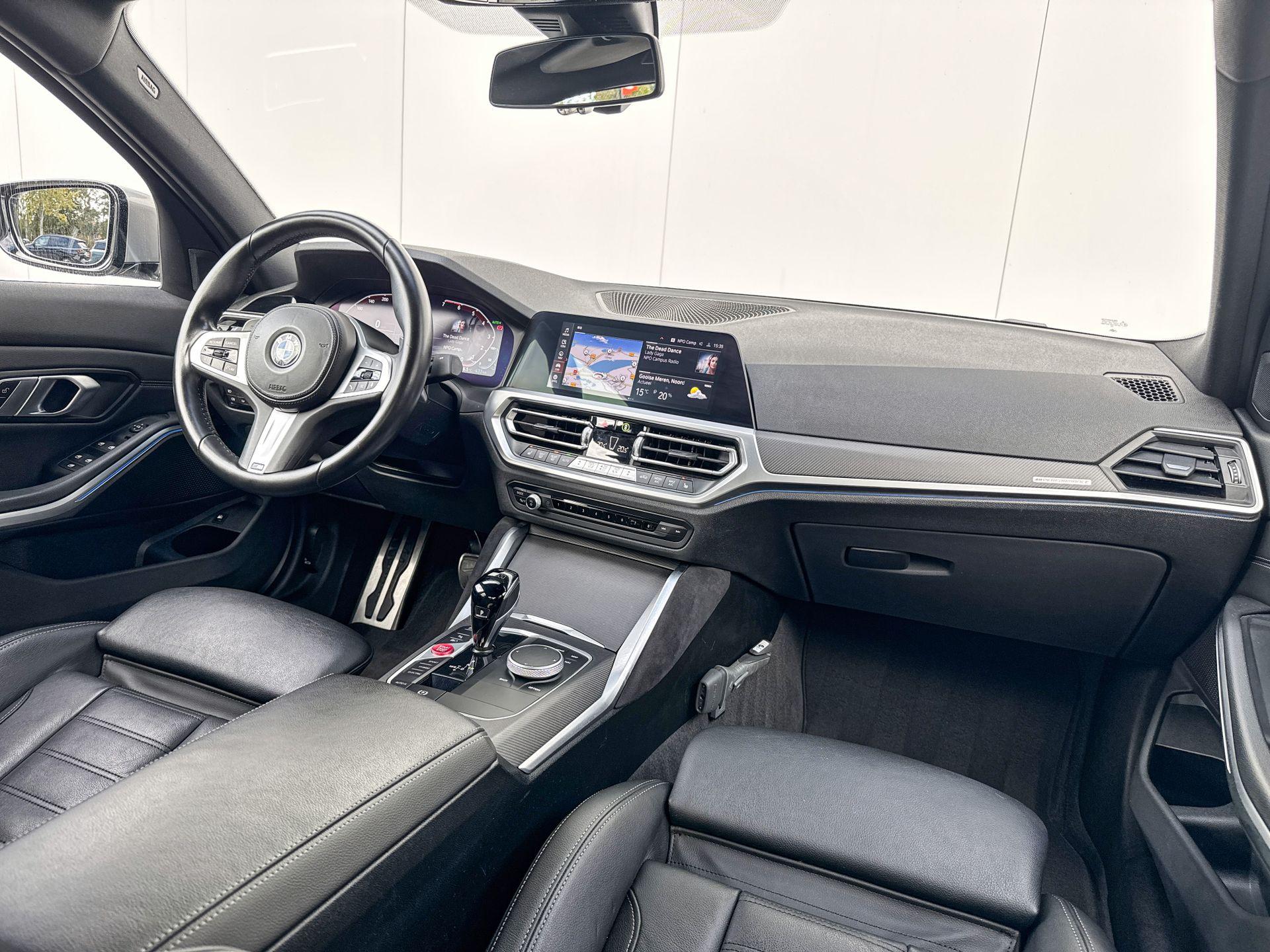 Foto van BMW 330e