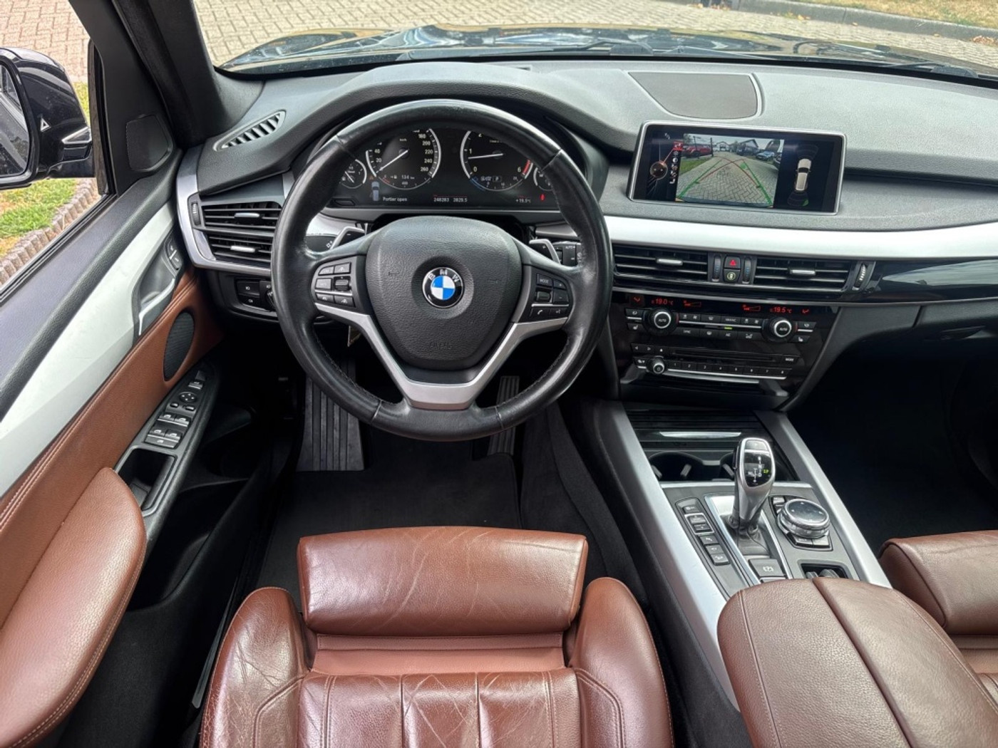 Foto van BMW X5 Xdrive30d