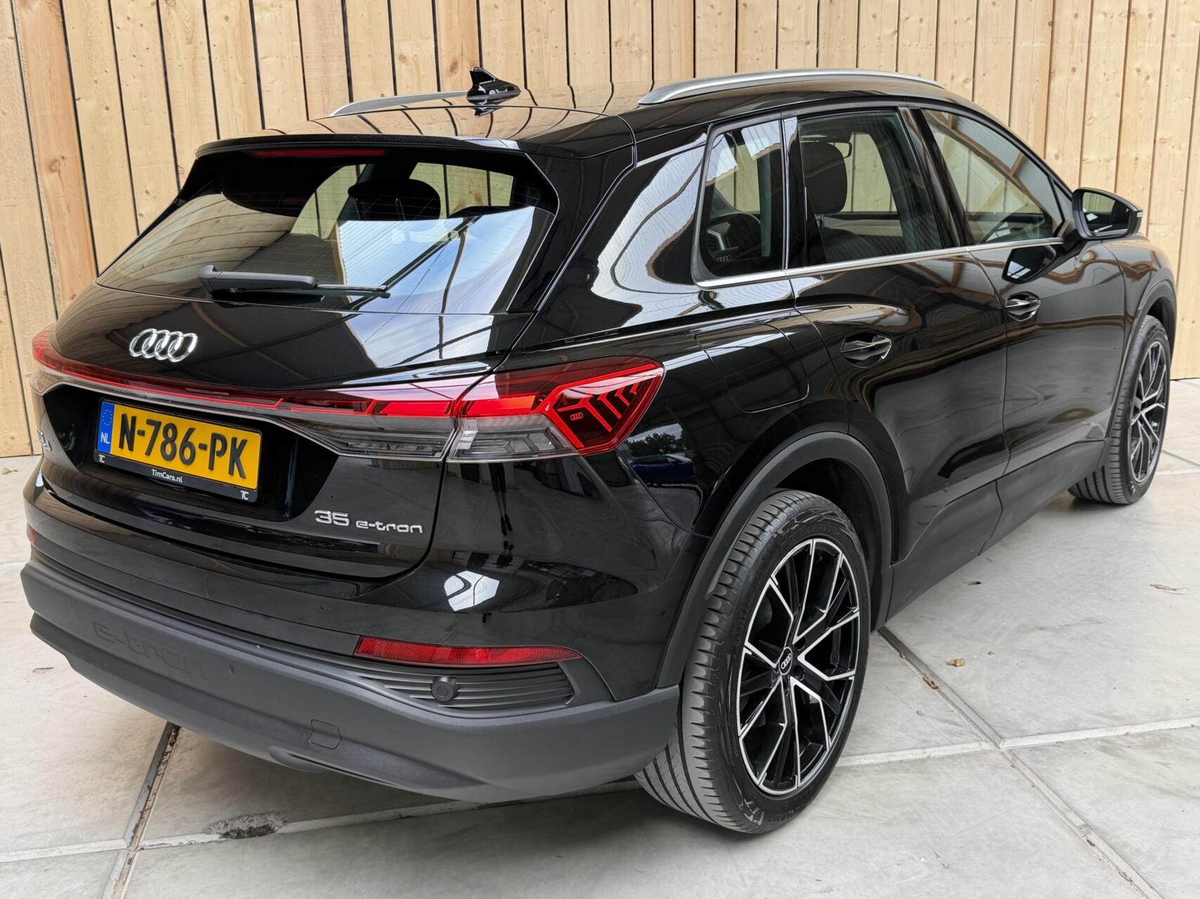 Foto van Audi Q4 35 E-tron