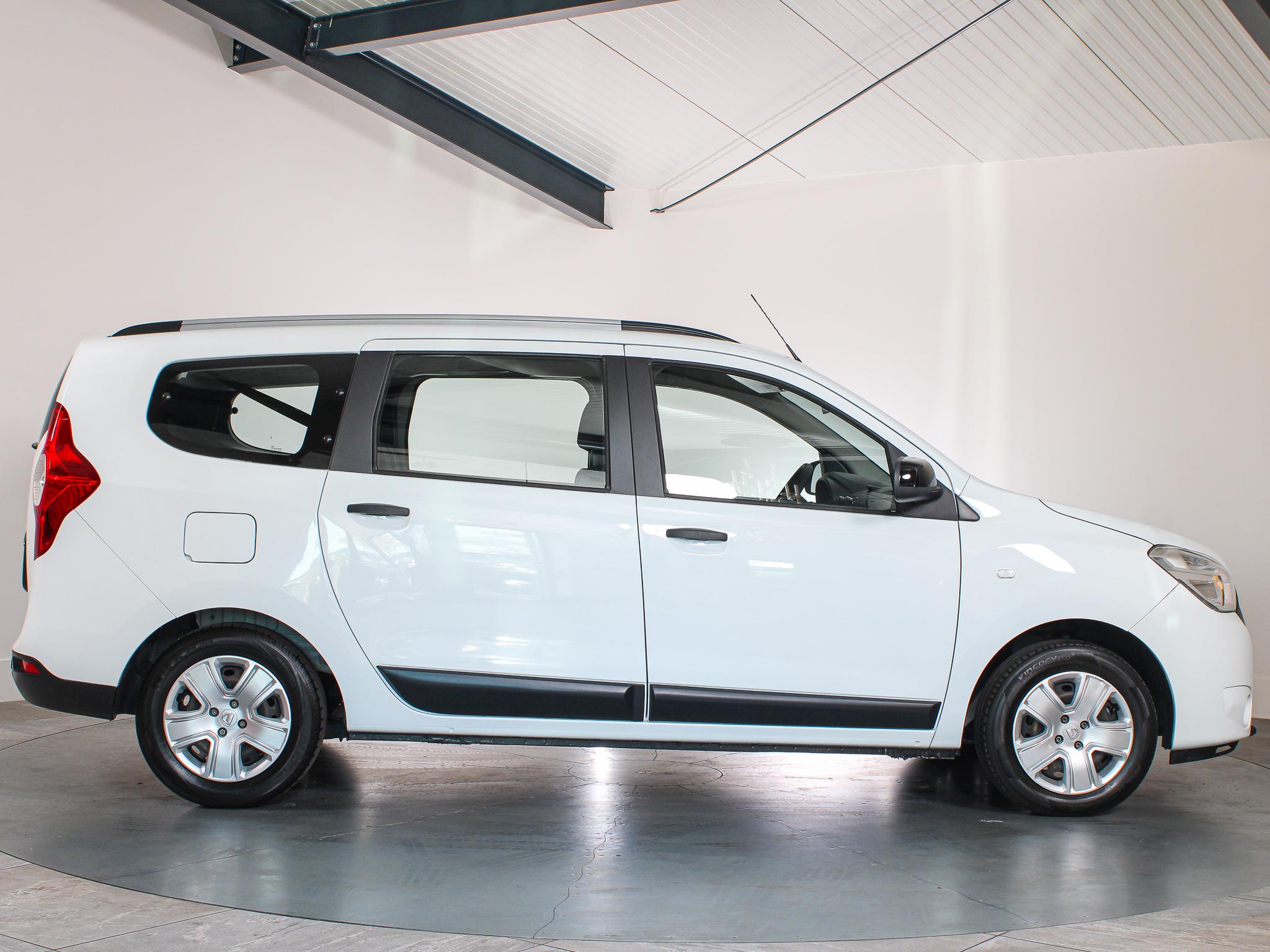Foto van Dacia Lodgy