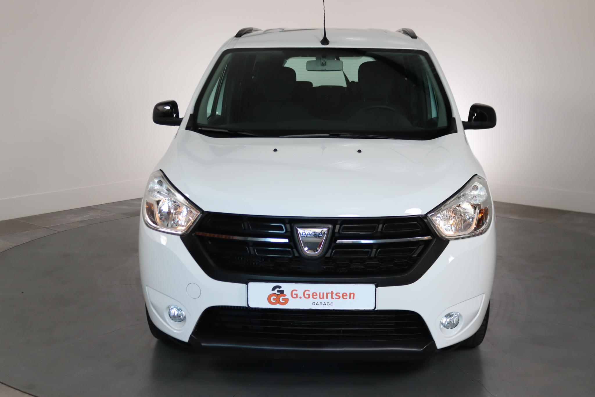 Foto van Dacia Lodgy