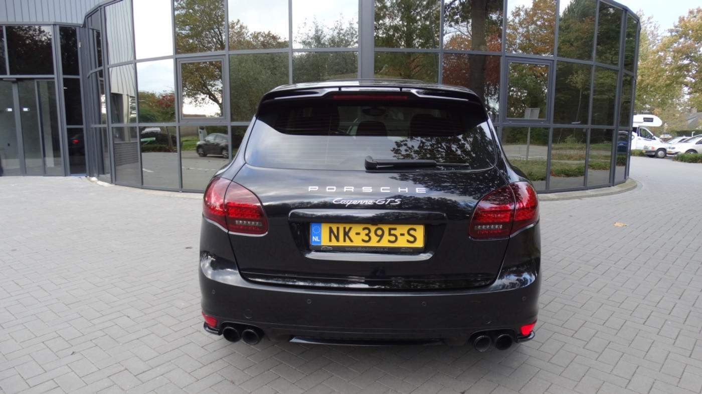 Foto van Porsche Cayenne GTS