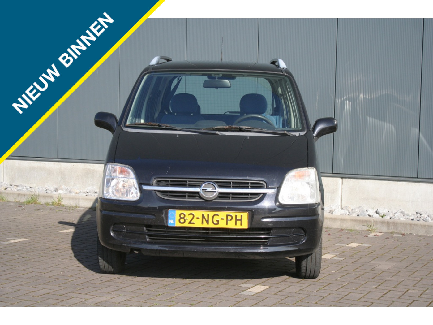 Opel Agila 1.2-16V Color Ed. 2003 - voorkant