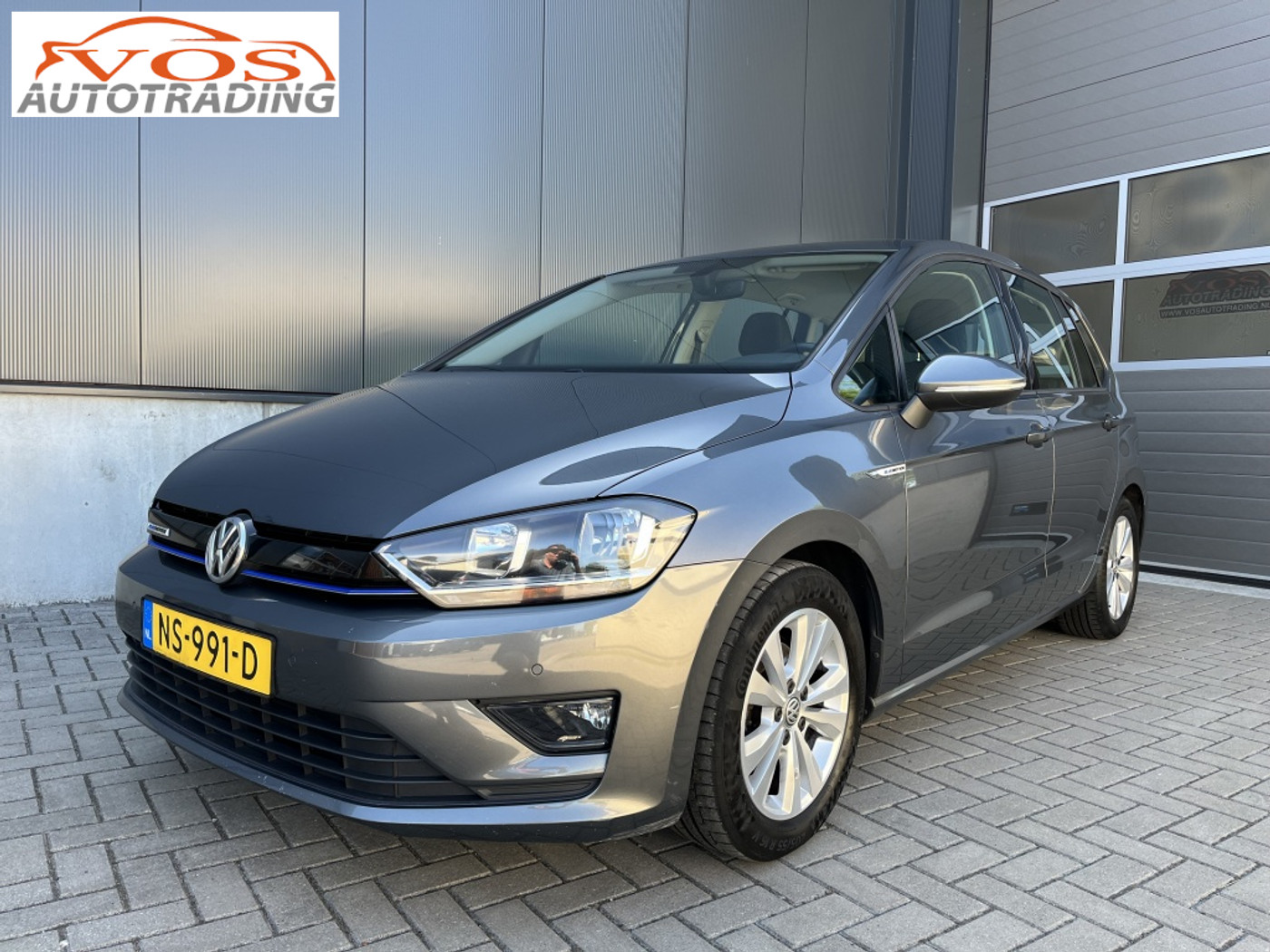 Volkswagen Golf Sportsvan 1.0 TSI Comfortline 2017 - voorkant