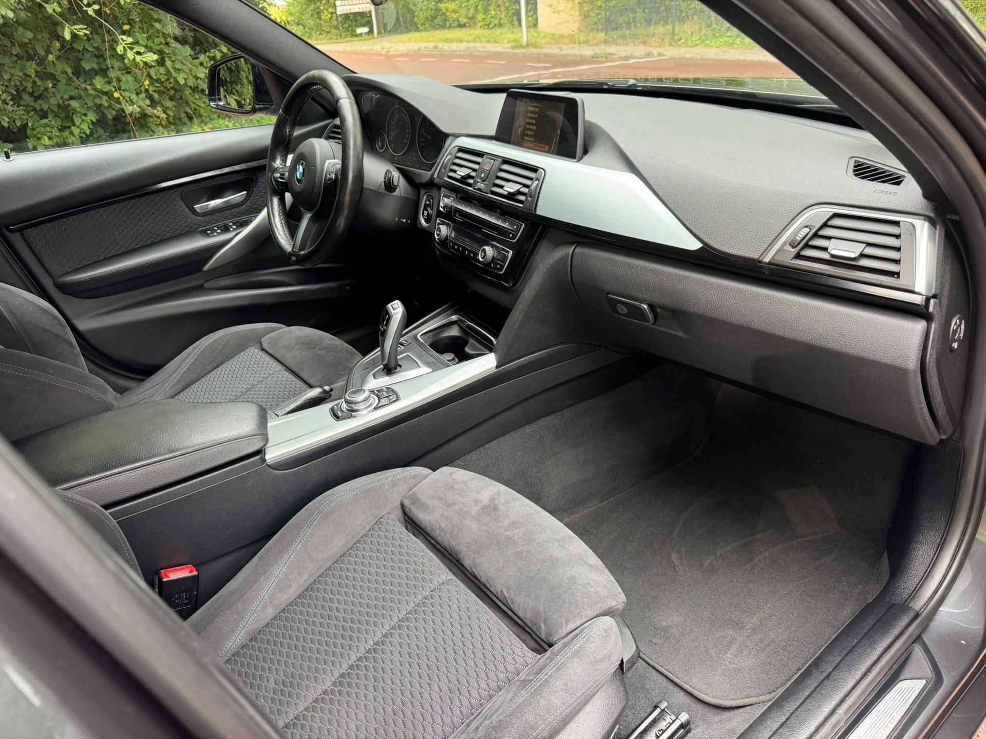 Foto van BMW 318i