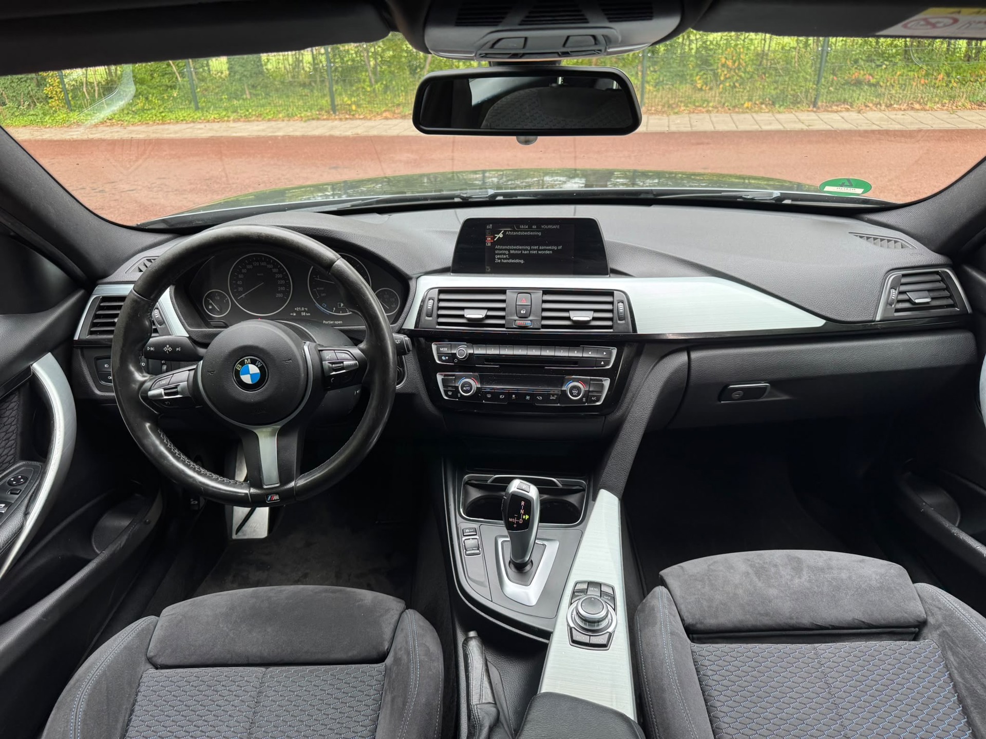 Foto van BMW 318i