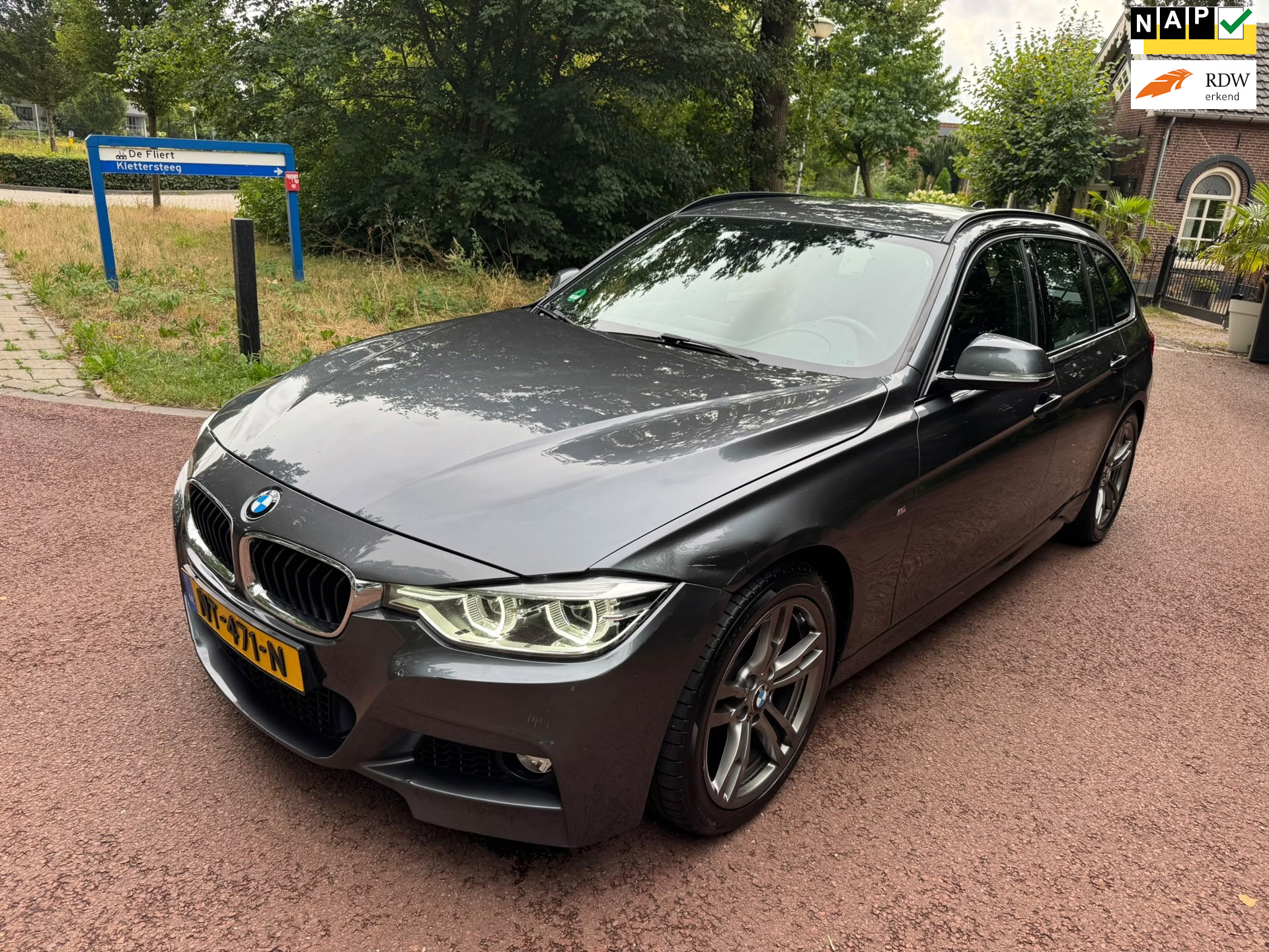BMW 318i 318i Centennial Executive / Navi / Xenon / Automaat / led / PDC 2017 - voorkant