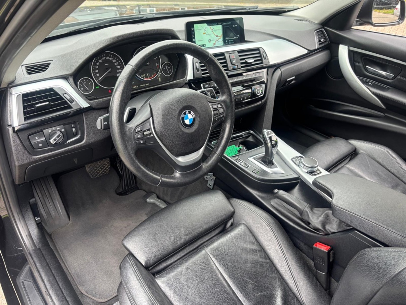 Foto van BMW 320i
