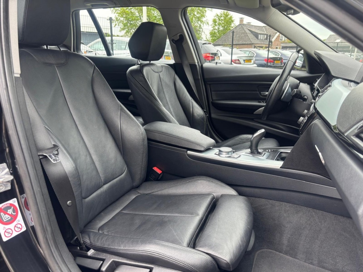 Foto van BMW 320i