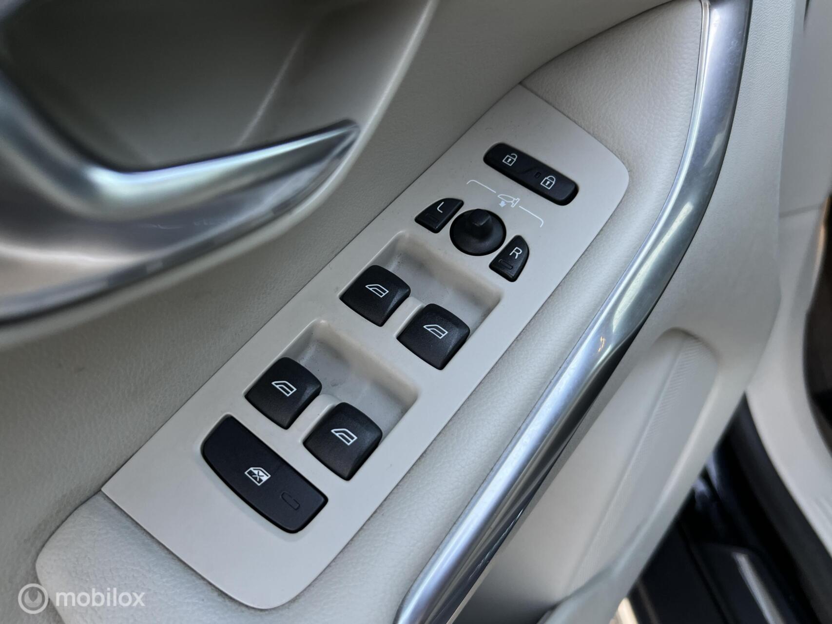 Foto van Volvo V40 Cross Country