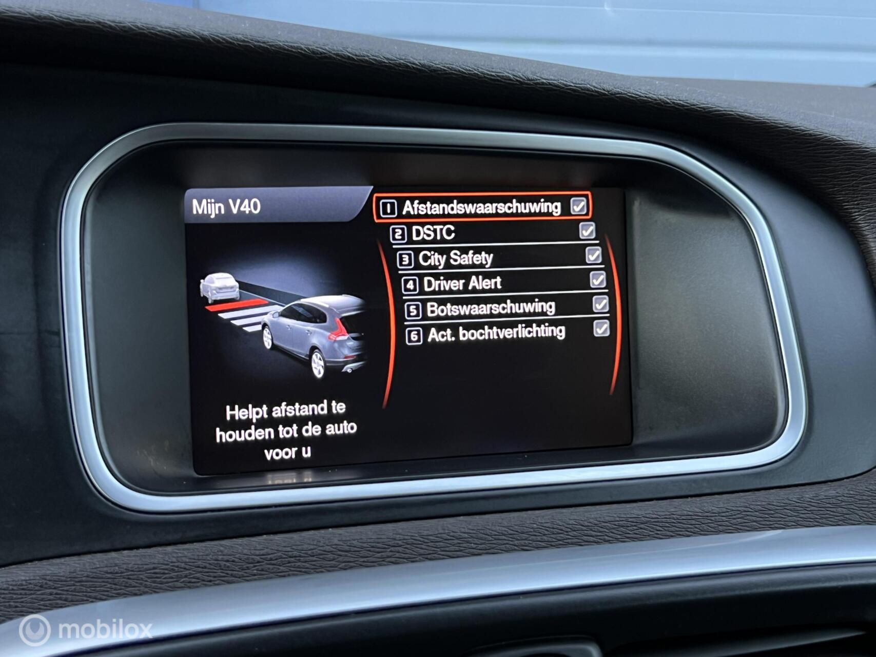 Foto van Volvo V40 Cross Country