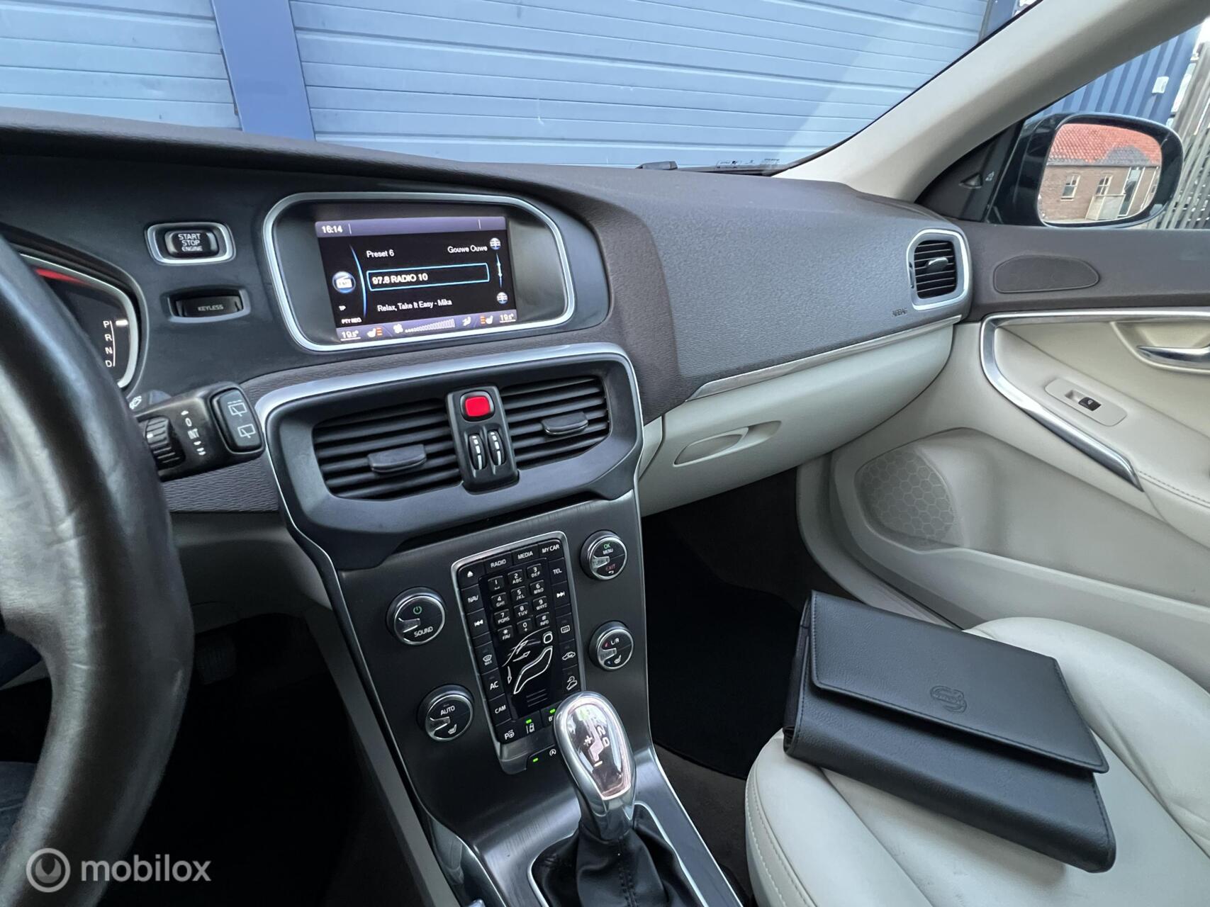 Foto van Volvo V40 Cross Country
