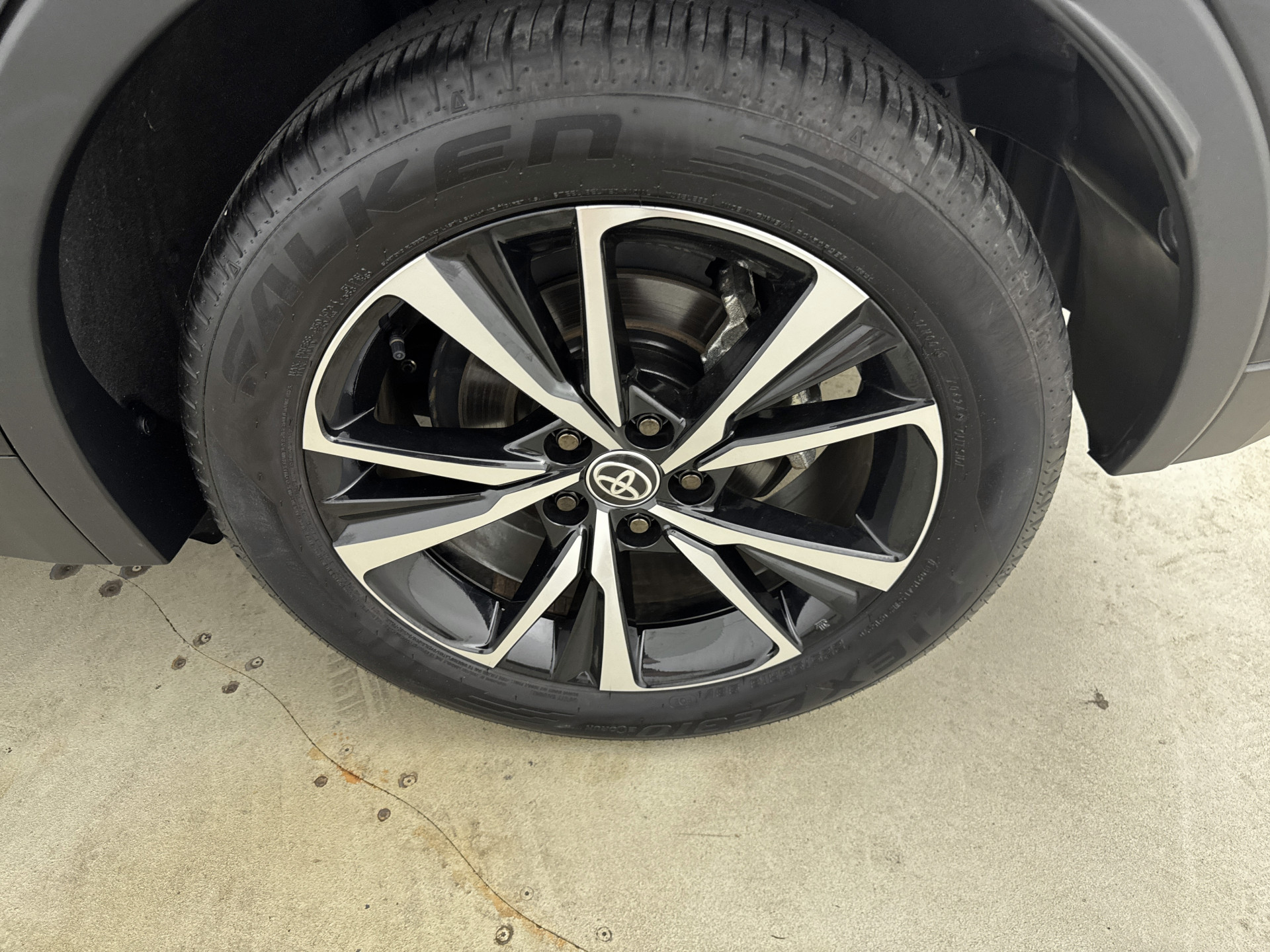 Foto van Toyota Toyota C-hr